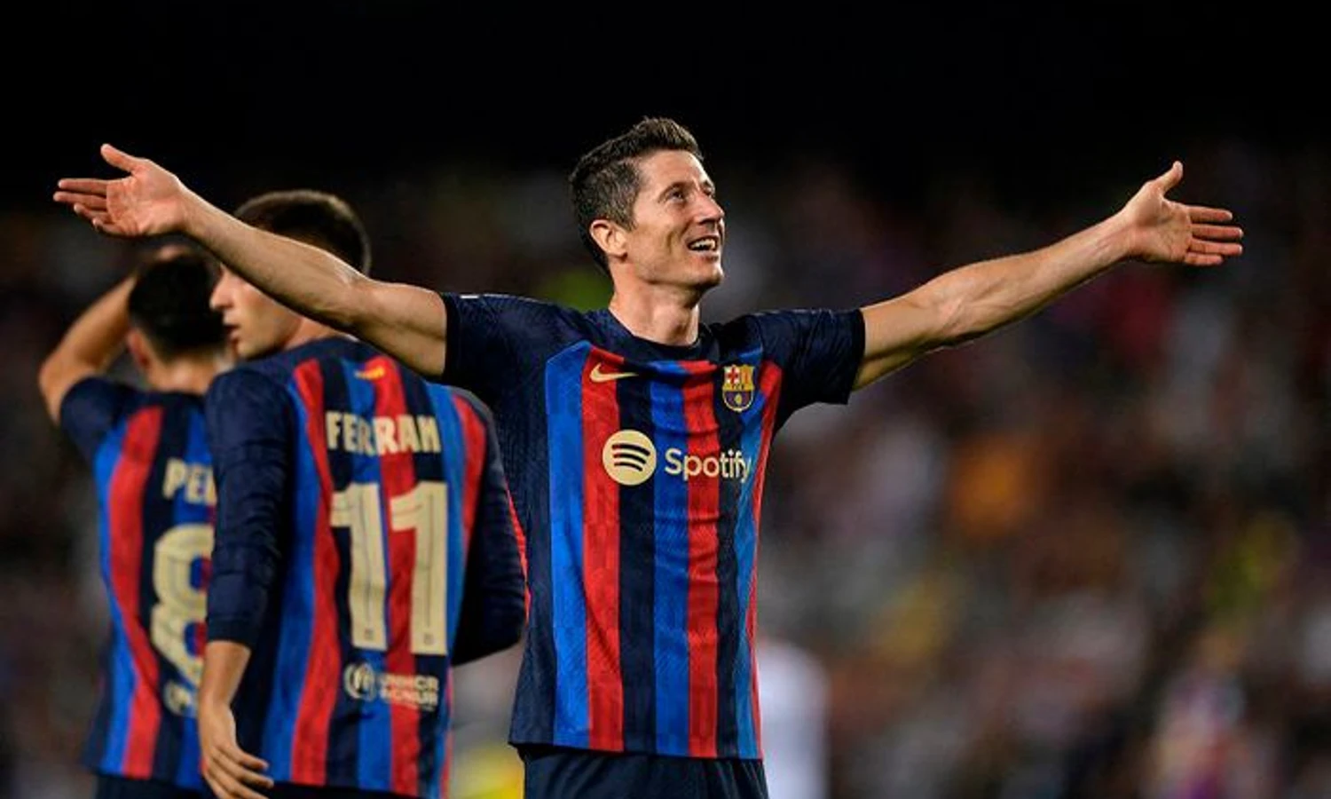 Hasil Lengkap, Klasemen, dan Top Skor Liga Champions 2022/2023: Robert Lewandowski Hattrick!