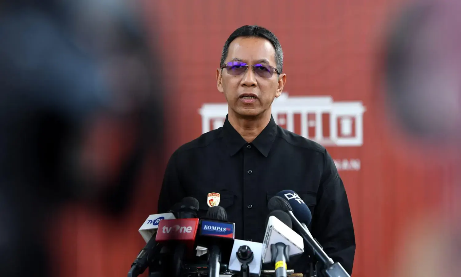 Timbulkan Korban Jiwa, Heru Budi Panggil Operator Pemilik Kabel Menjuntai di Jakarta