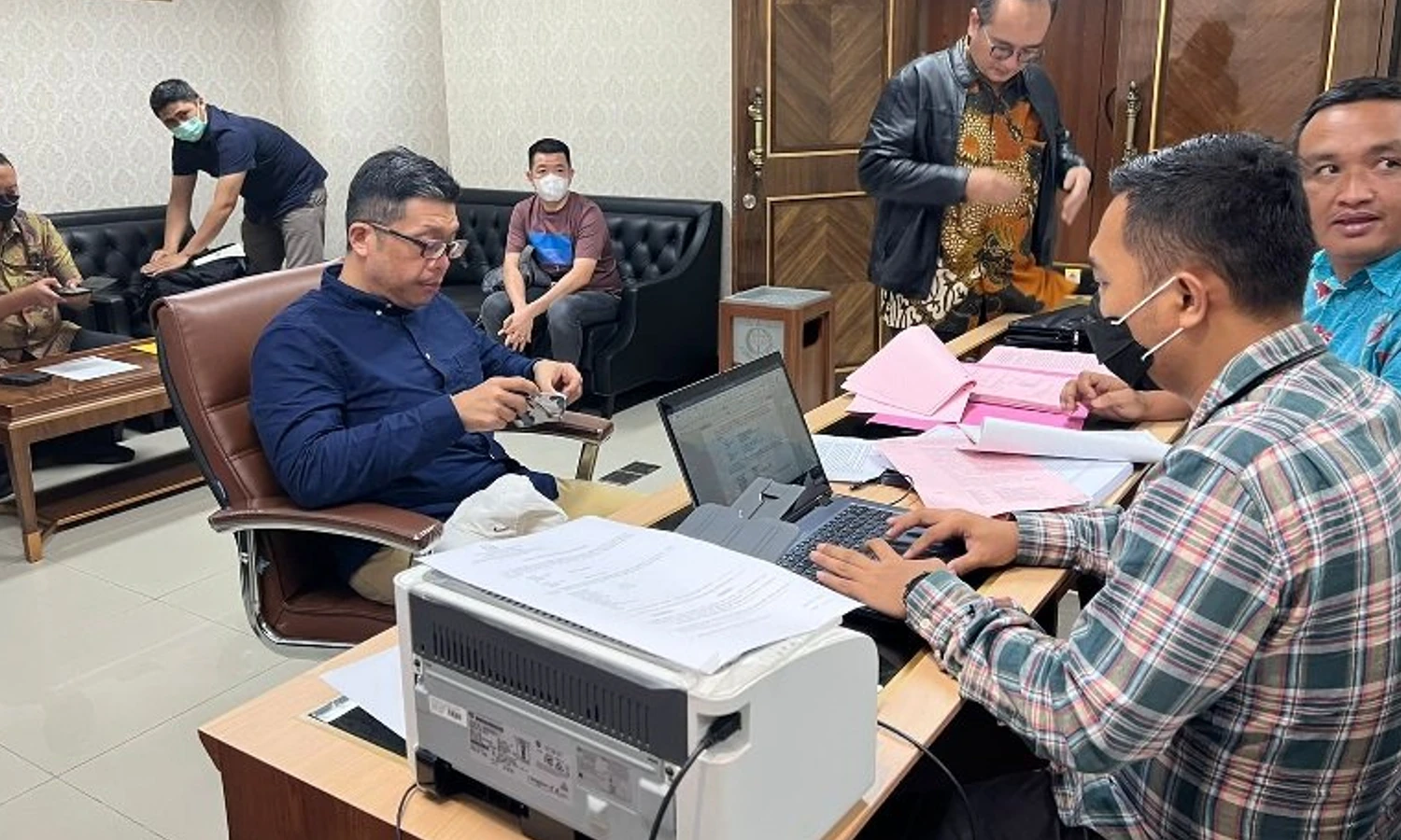 Mafia Tanah Handoko Lie Menyerahkan Diri ke Kejagung Setelah 6 Tahun Menjadi Buron
