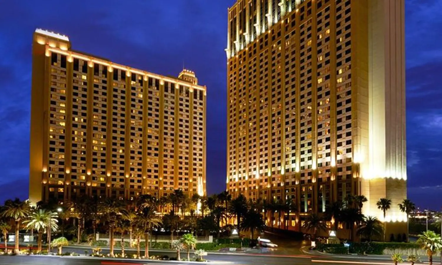 Rekomendasi Hotel Bintang 5 di Surabaya yang Paling Populer