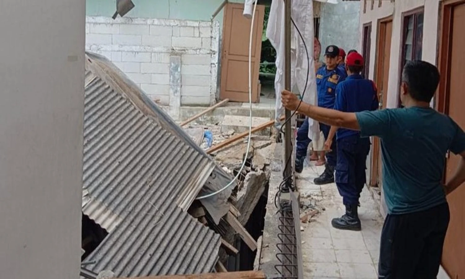 Rumah Kost di Pancoran Jaksel Roboh