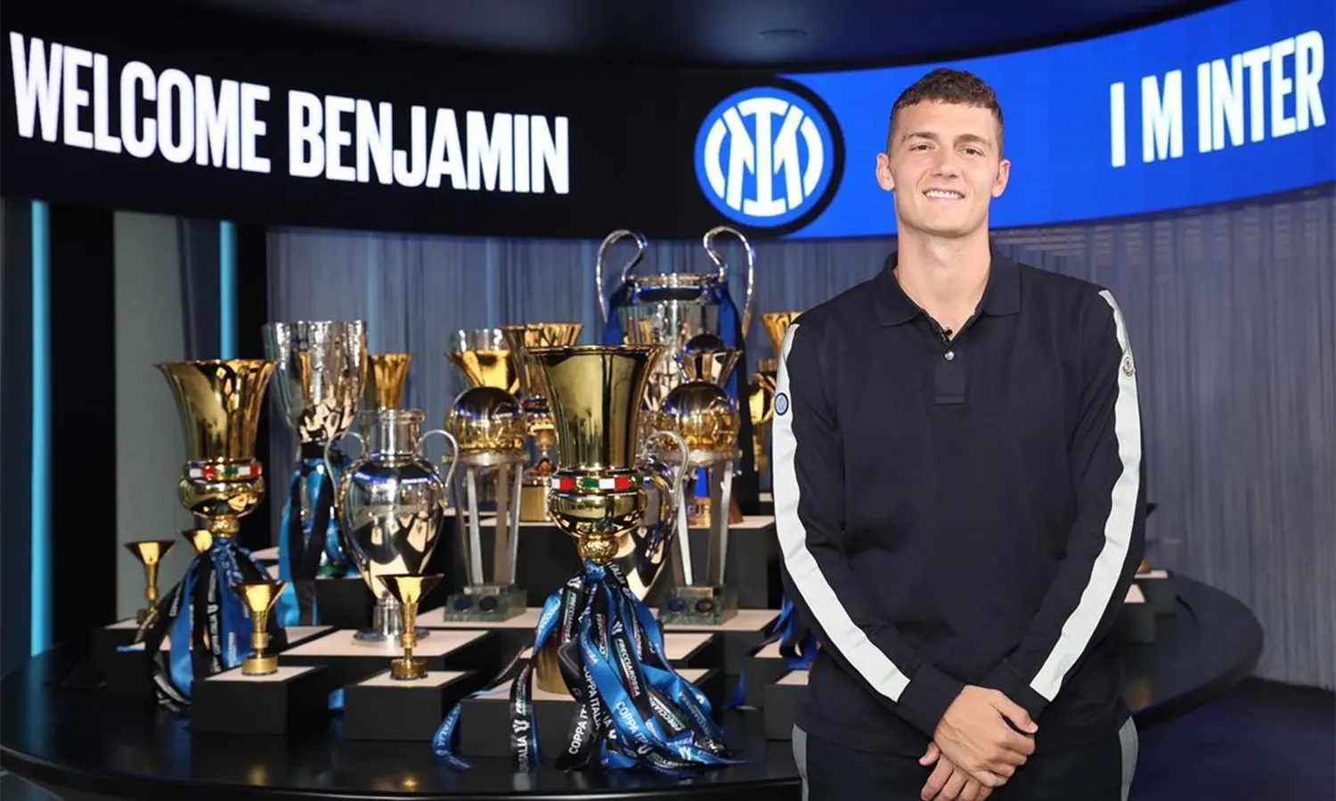 Inter Milan Resmi Perkenalkan Benjamin Pavard sebagai Rekrutan Terbaru