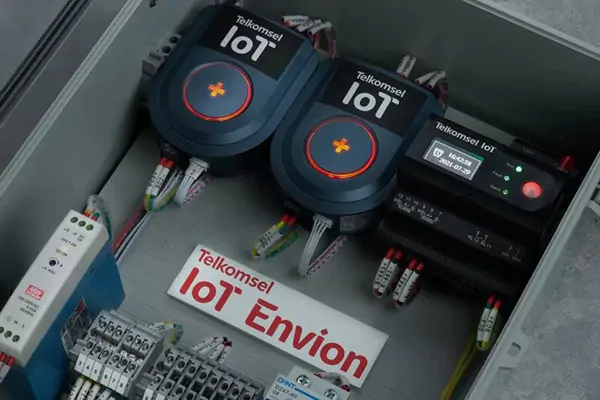 Telkomsel Luncurkan Solusi IoT Envion Berbasis AI