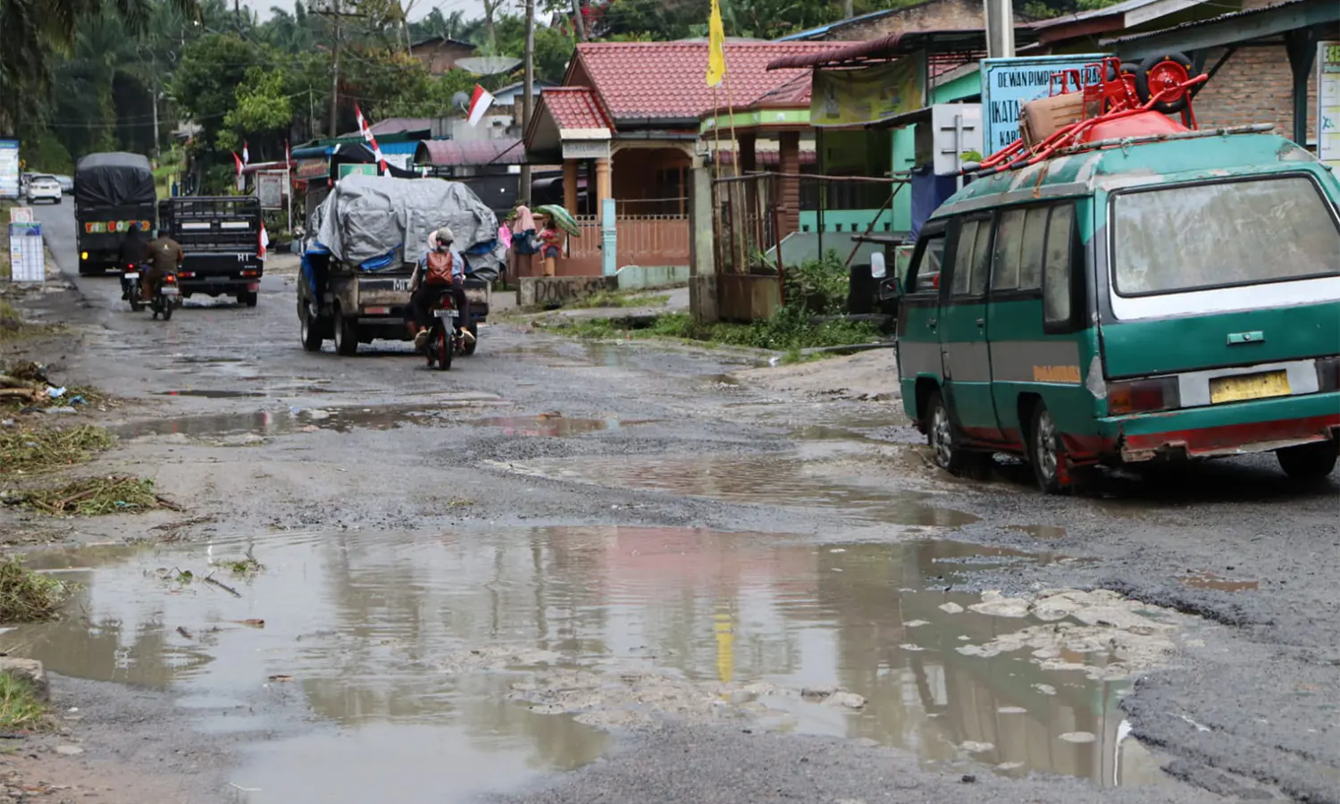 Warga Panei: Perbaikan Jalan Provinsi Ruas Siantar-Saribudolok di Simalungun Setengah-setengah