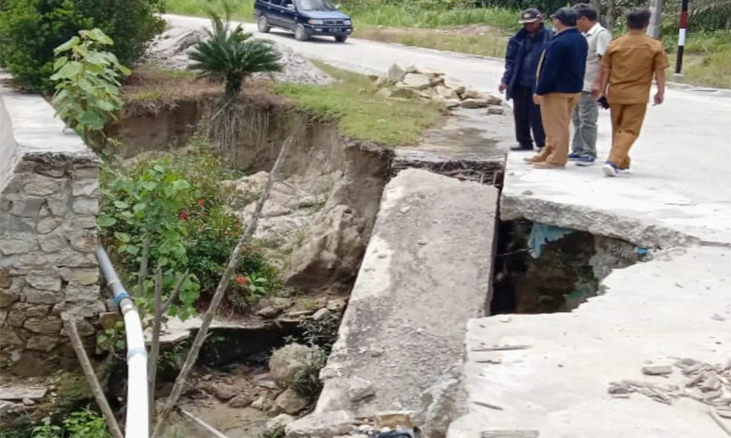 Jembatan Sepanjang 413 Meter Rusak Diterjang Longsor