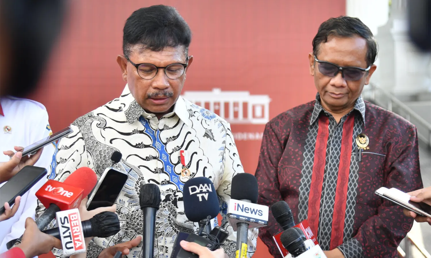 PDIP Angkat Bicara soal Johnny G. Plate Sebut Proyek BTS Kominfo Arahan dari Jokowi