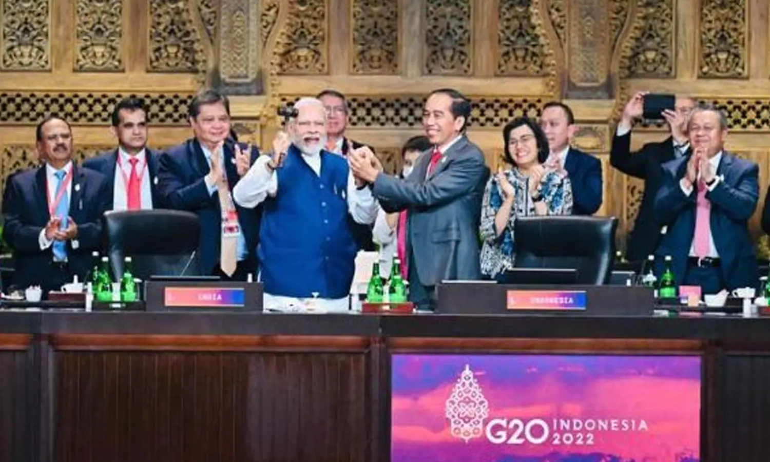 Jokowi Resmi Tutup KTT G20, Serahkan Estafet Presidensi 2023 ke PM India