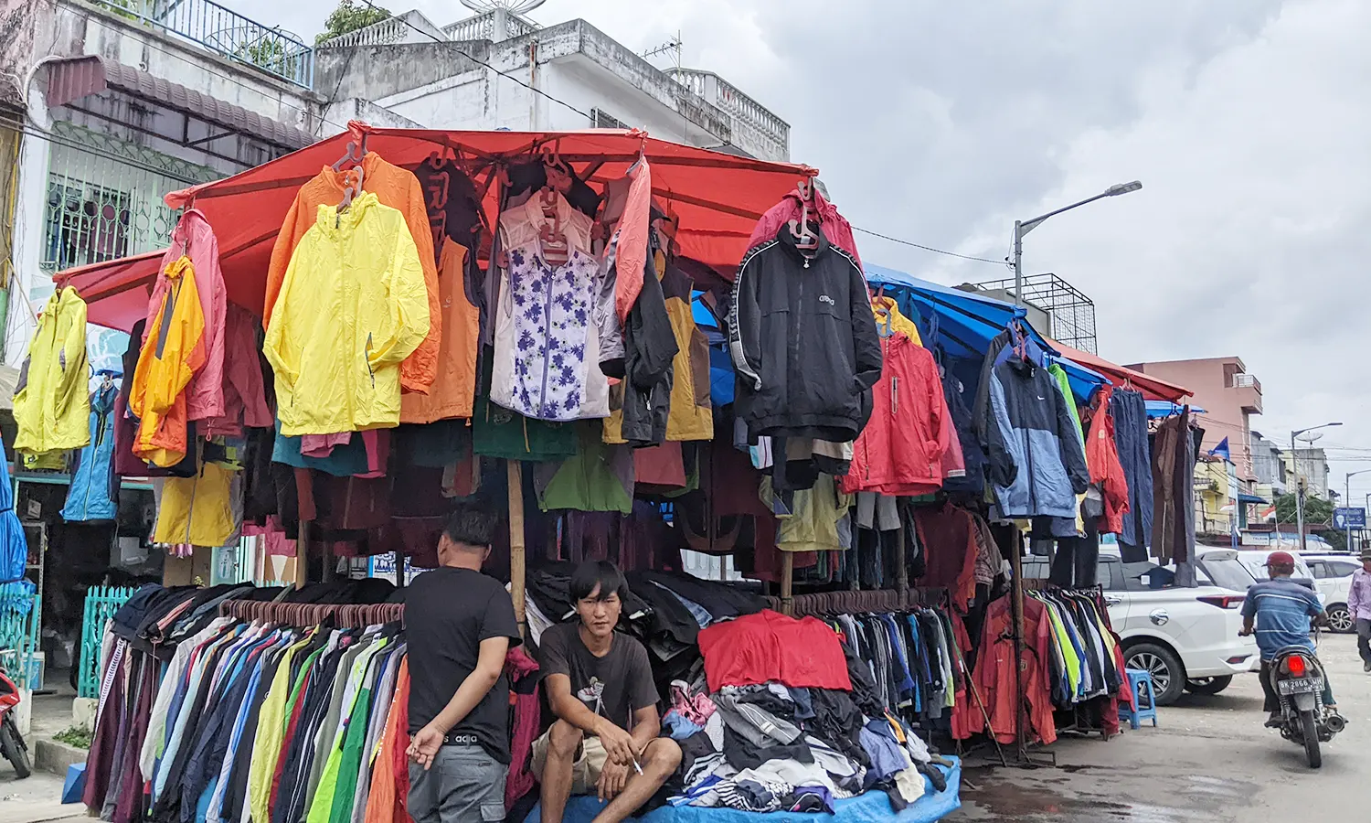 Rencana Pemerintah Perketat Barang Impor Ancam Pedagang Pakaian Bekas di Pematang Siantar