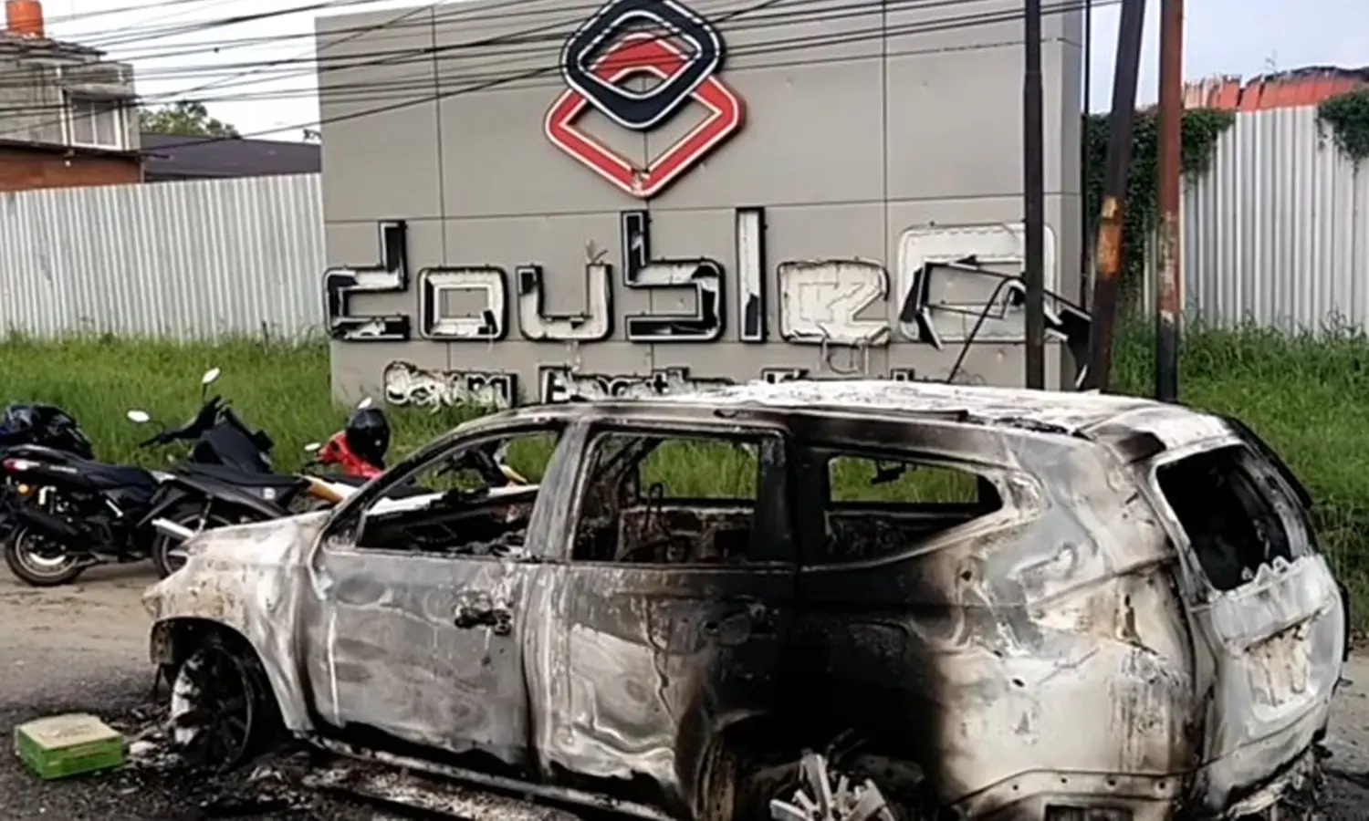 Kronologi Bentrokan Maut Di Sorong, Massa Mengamuk Hingga Bakar Tempat Karaoke