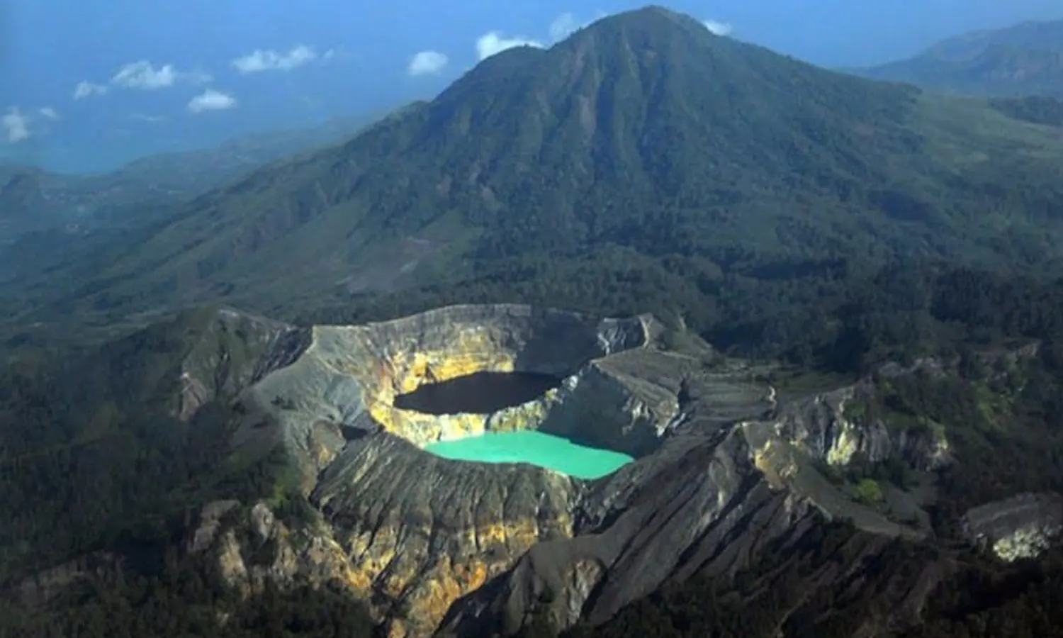 Suplai Magma Terjadi di Gunung Kelimutu