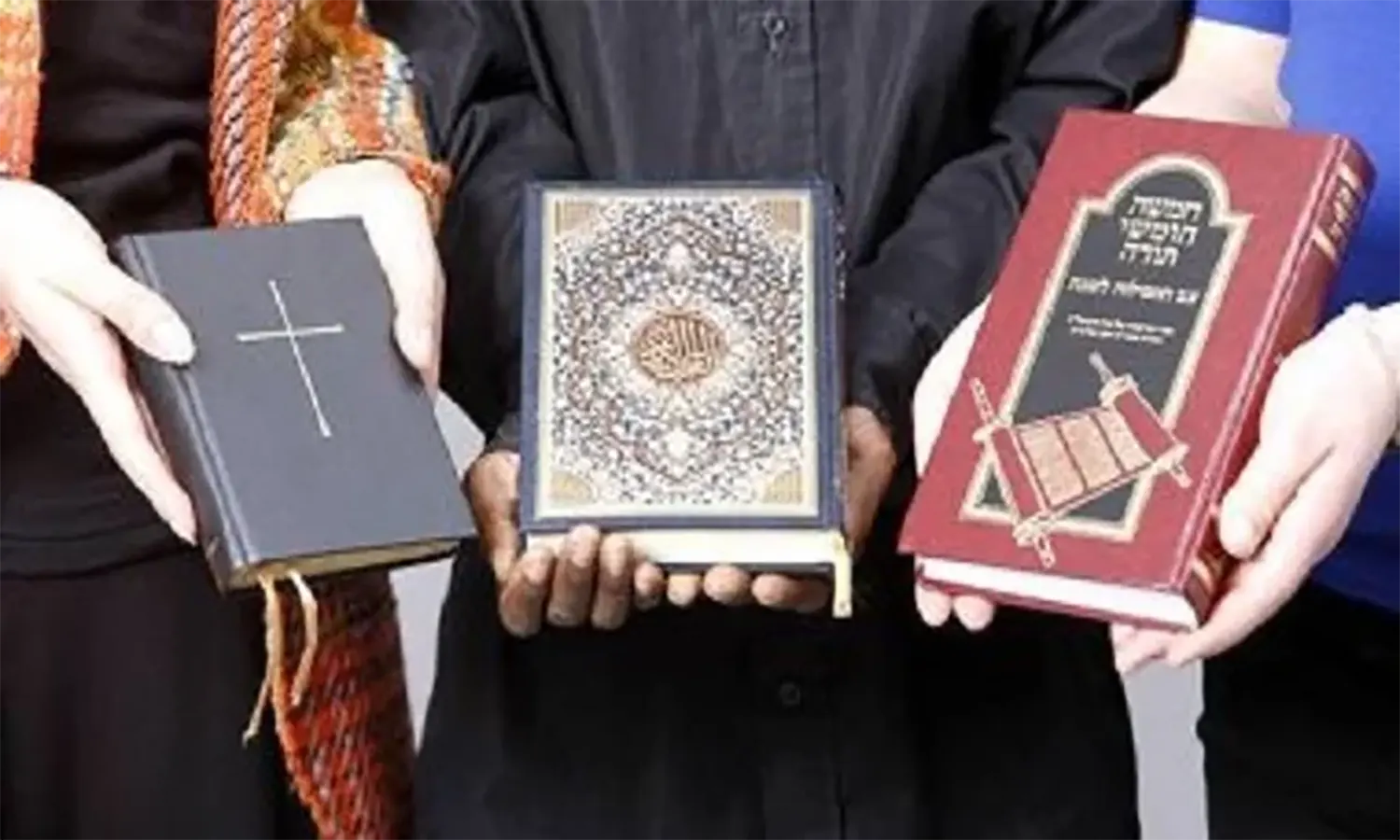 Apa Maksud Beriman Kepada Allah Melalui Kitab Suci? Penjelasan dan Hikmahnya