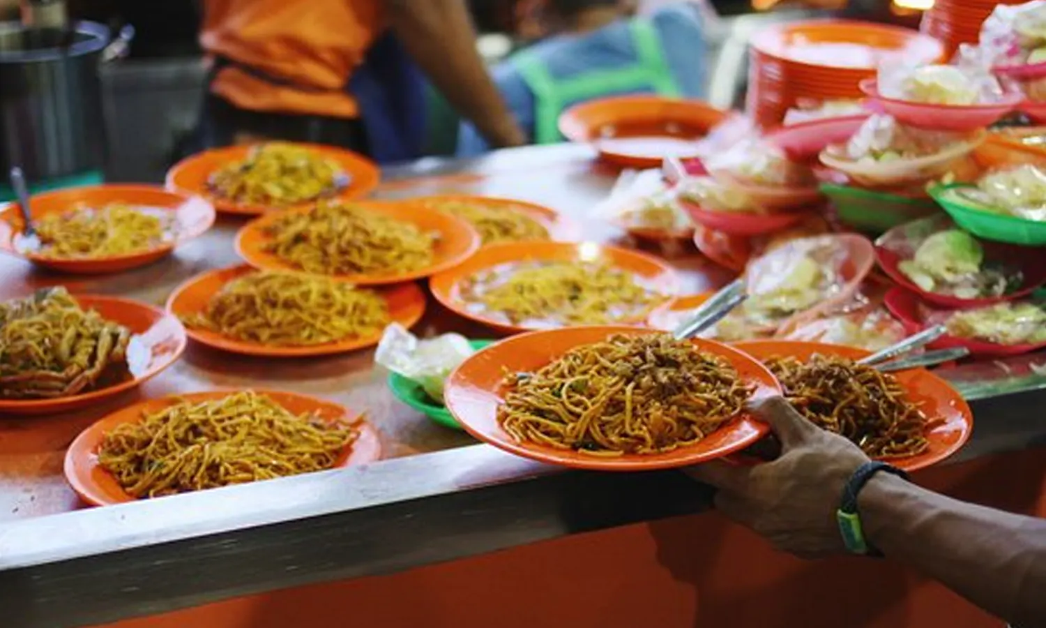 10 Tempat Wisata Kuliner Malam di Medan Lezat, Murah, dan Sayang Untuk Dilewatkan