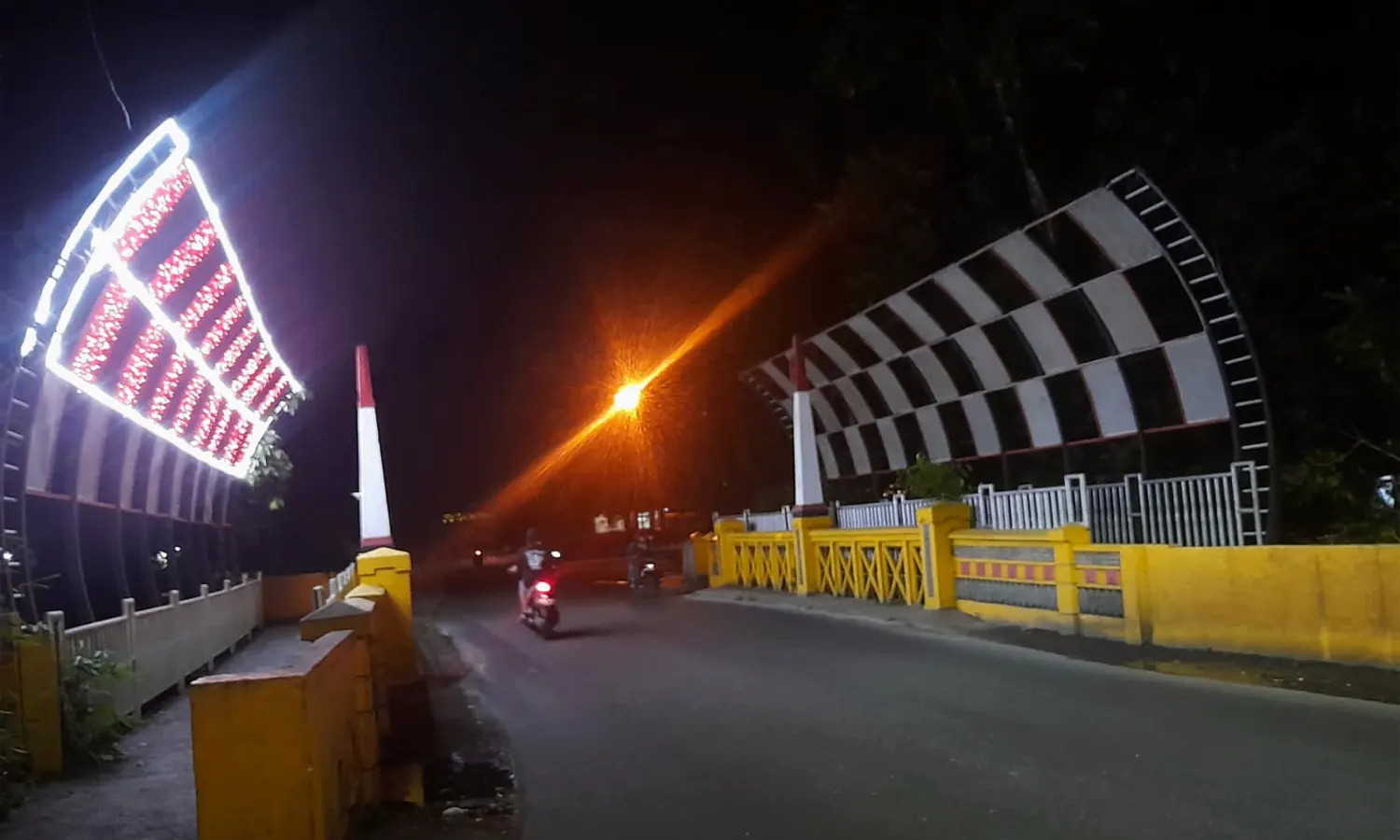 Lampu Hias di Jembatan MH Sitorus Padam, Warga: Terkesan Tak Ada Pemeliharaan dari Pemko Pematang SiantarÂ 