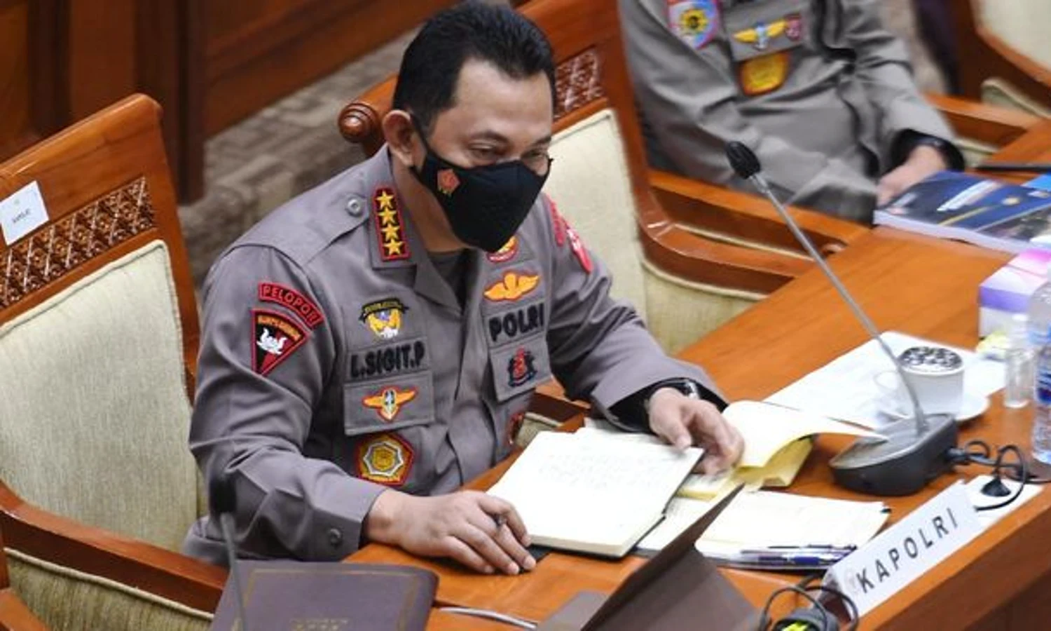 Kapolri Siapkan 1.800 Personel Bantu KPK Tangkap Lukas Enembe