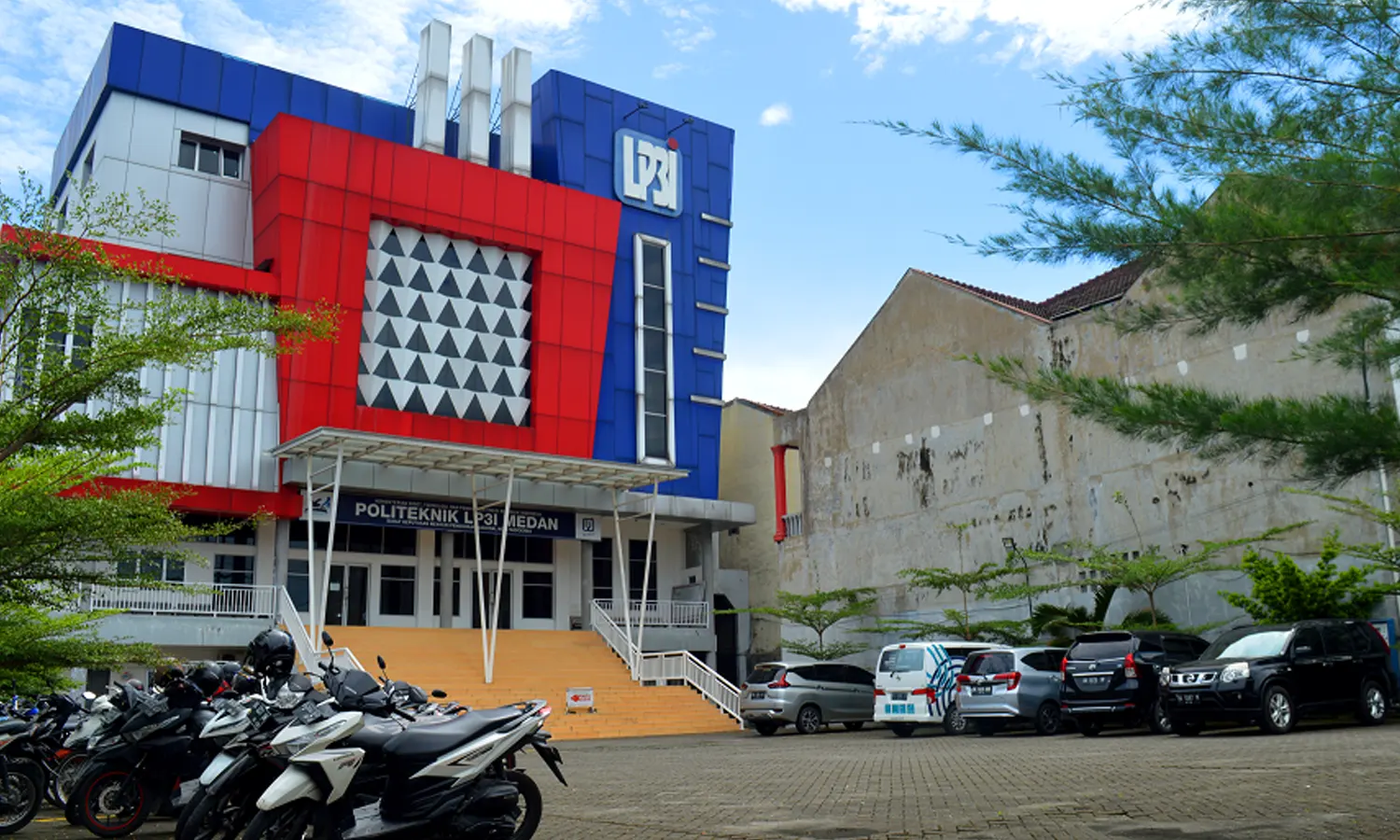 Mulai 1 Juli 2025, Dikti Cabut Izin Kampus yang Akreditasinya Kedaluwarsa