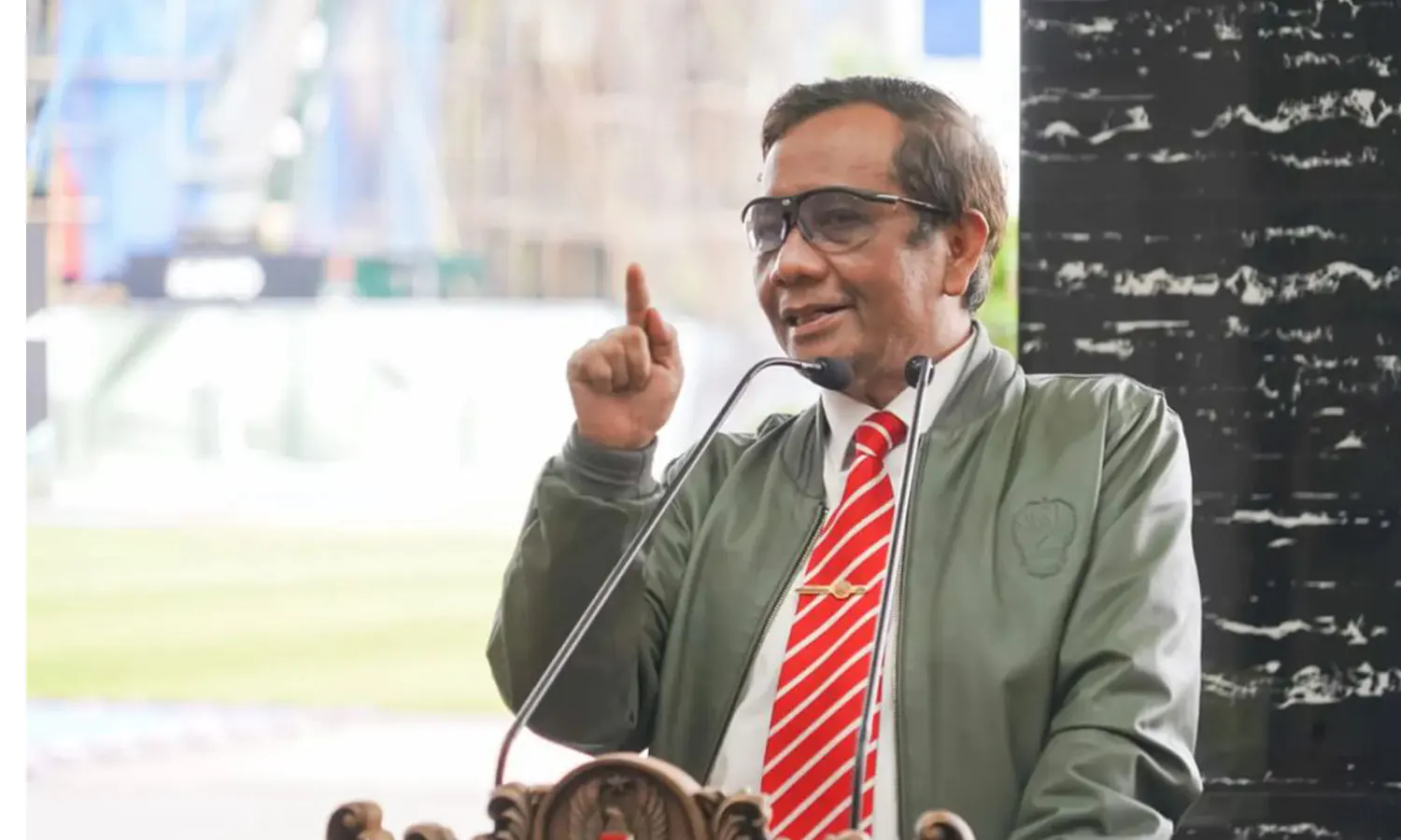 Terkait OTT yang Dilakukan KPK, Mahfud MD: Tak Ada yang Melarang