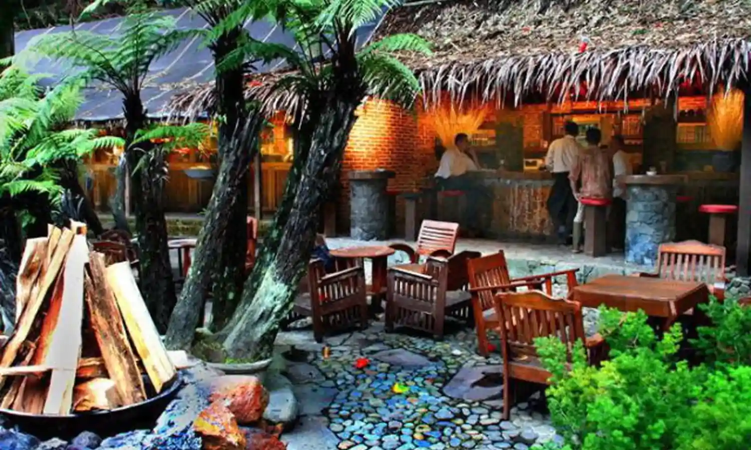 10 Tempat Makan Keluarga di Cirebon yang Enak dan Murah
