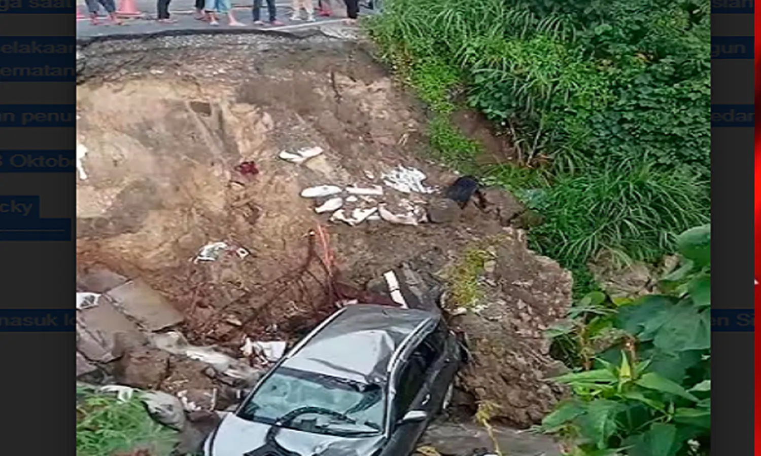 Jalan Longsor Dibiarkan, Mobil Masuk Jurang di Simalungun