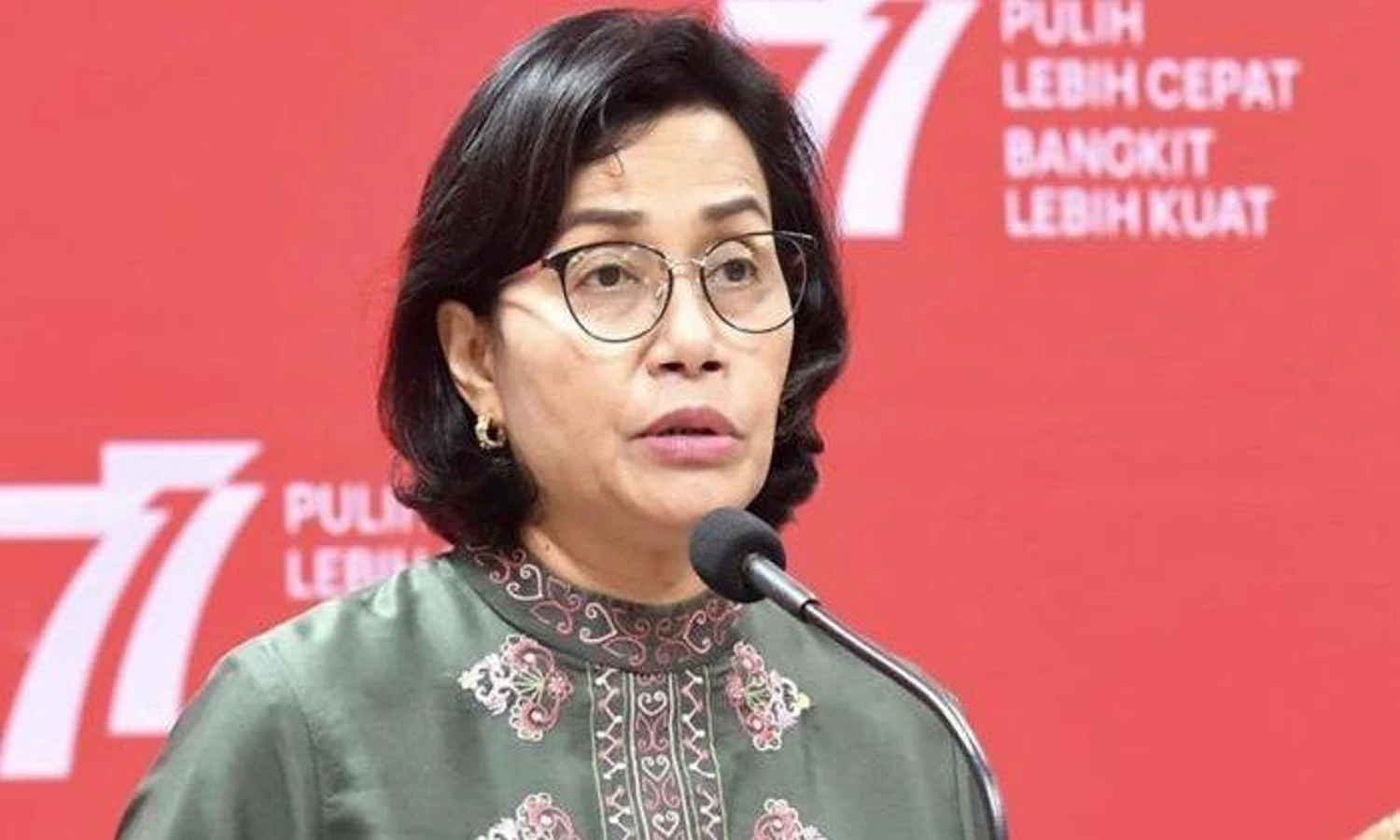 Pemerintah Beri BLT Rp600 Ribu untuk Pekerja Bergaji Rp 3,5 Juta Per Bulan. Cek Syarat dan Caranya di Sini!