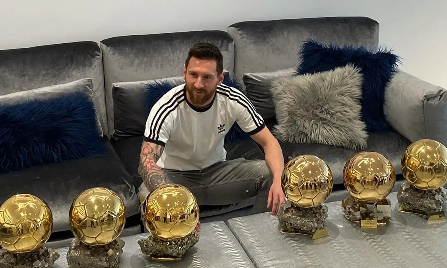 5 Pemain dengan Penghargaan Individu Terbanyak: CR7 dan Messi Terdepan!