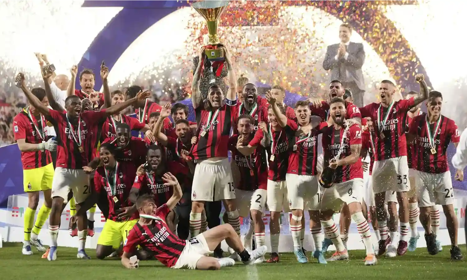Masa Depan 8 Pemain AC Milan Masih Diragukan: Dijual, Dipinjamkan, atau Dipertahankan?