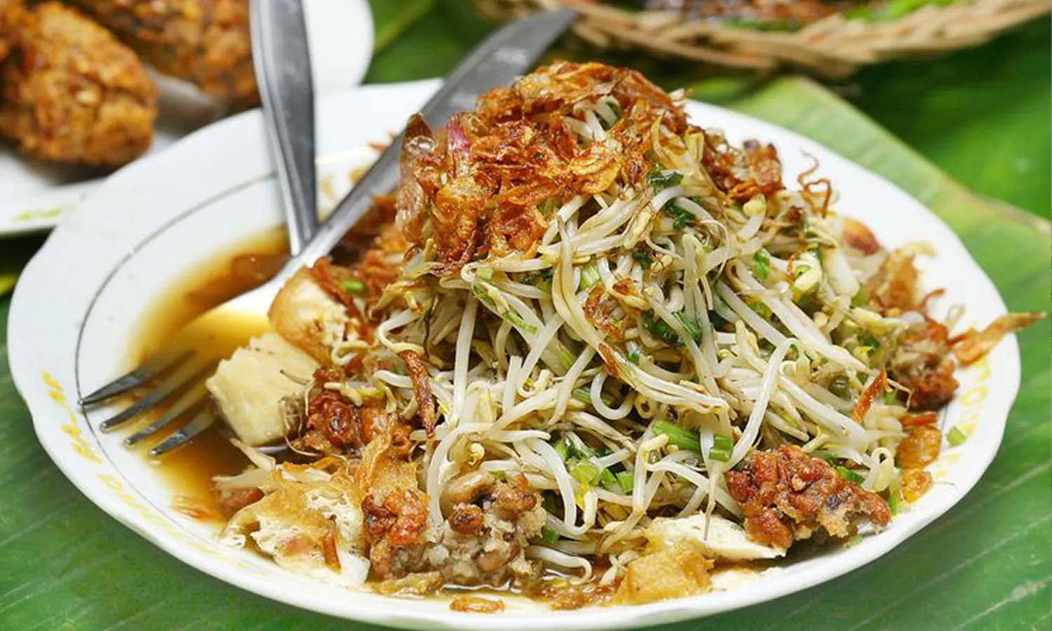 10 Makanan Khas Surabaya yang Enak dan Legendaris