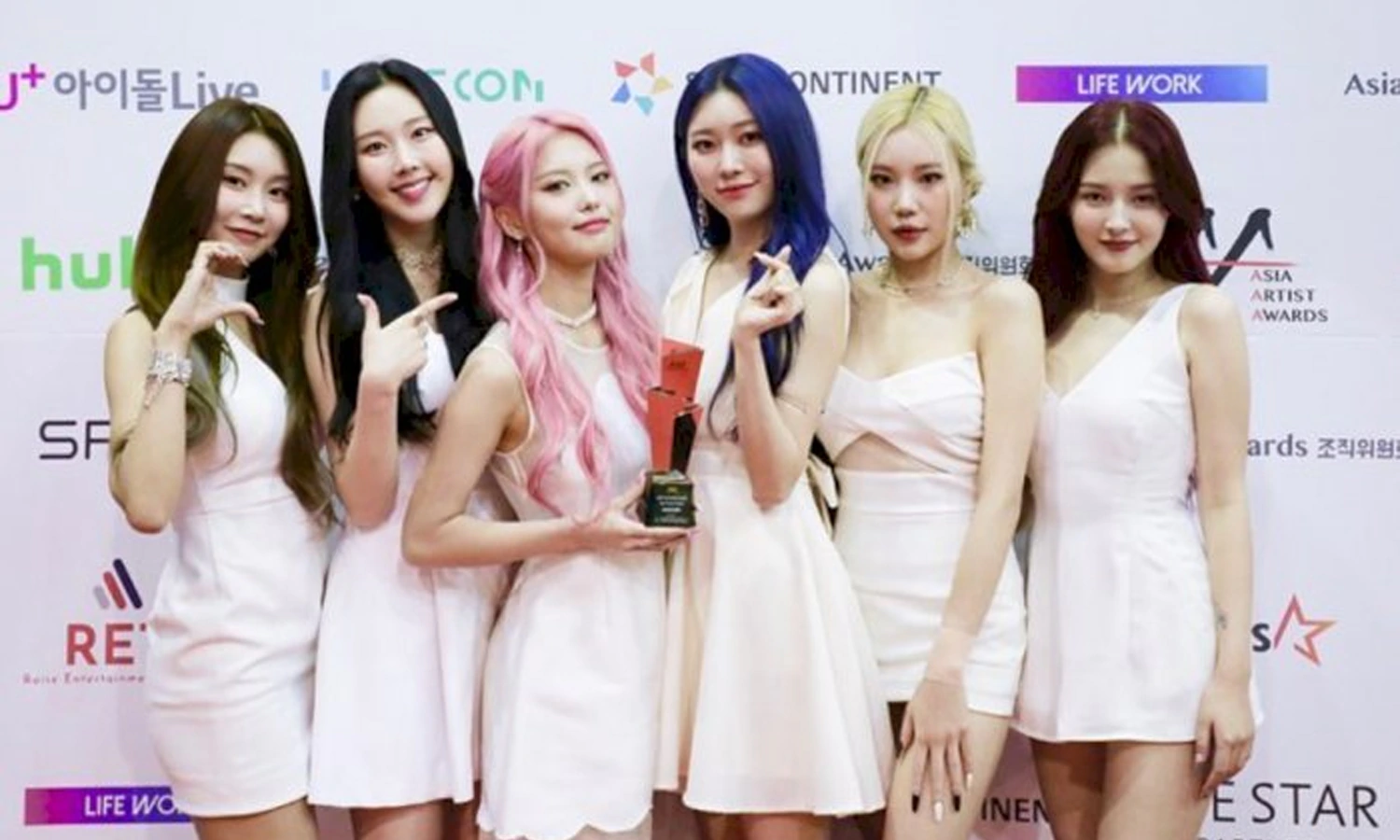 MOMOLAND dipastikan Comeback Tahun Depan 
