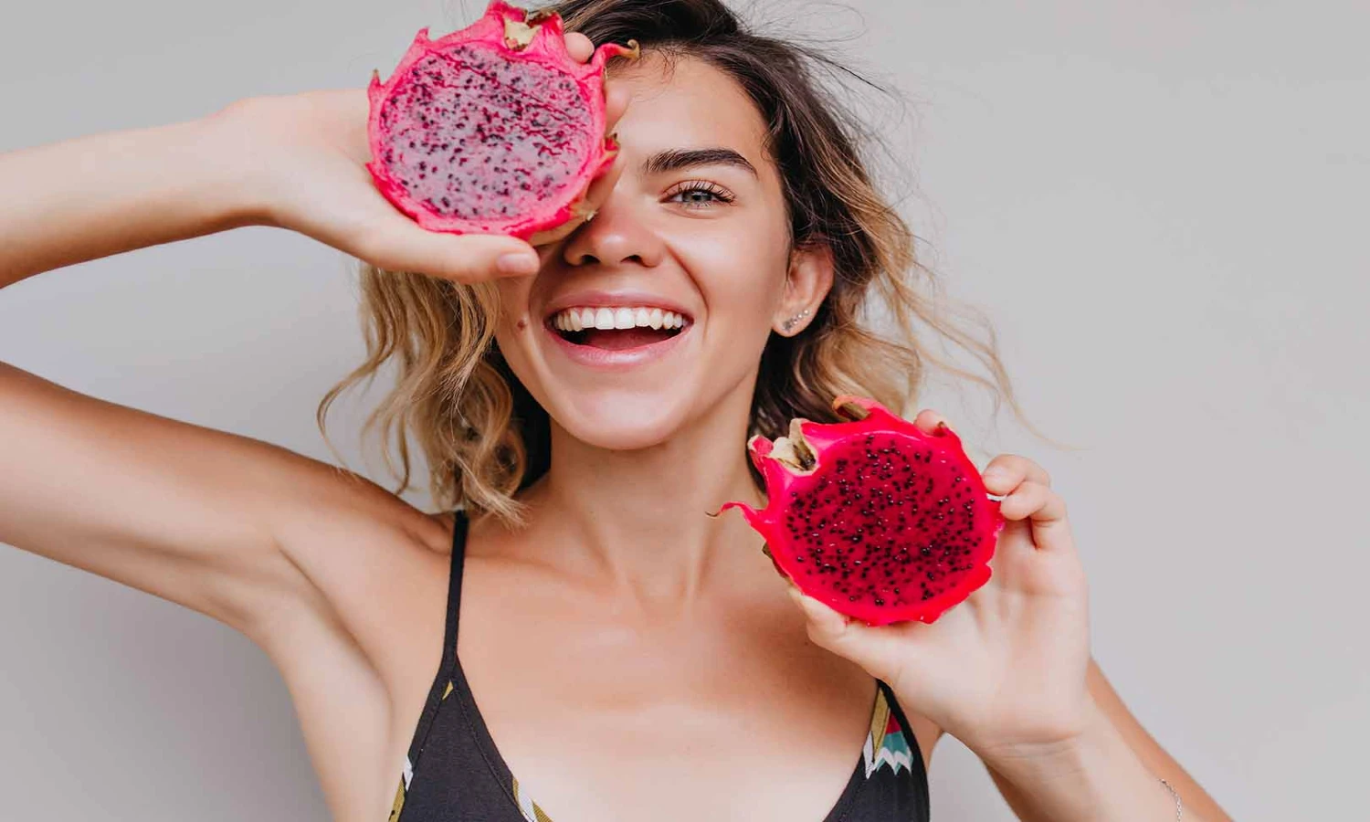 Ini Dia, 6 Manfaat Buah Naga Untuk Wajah