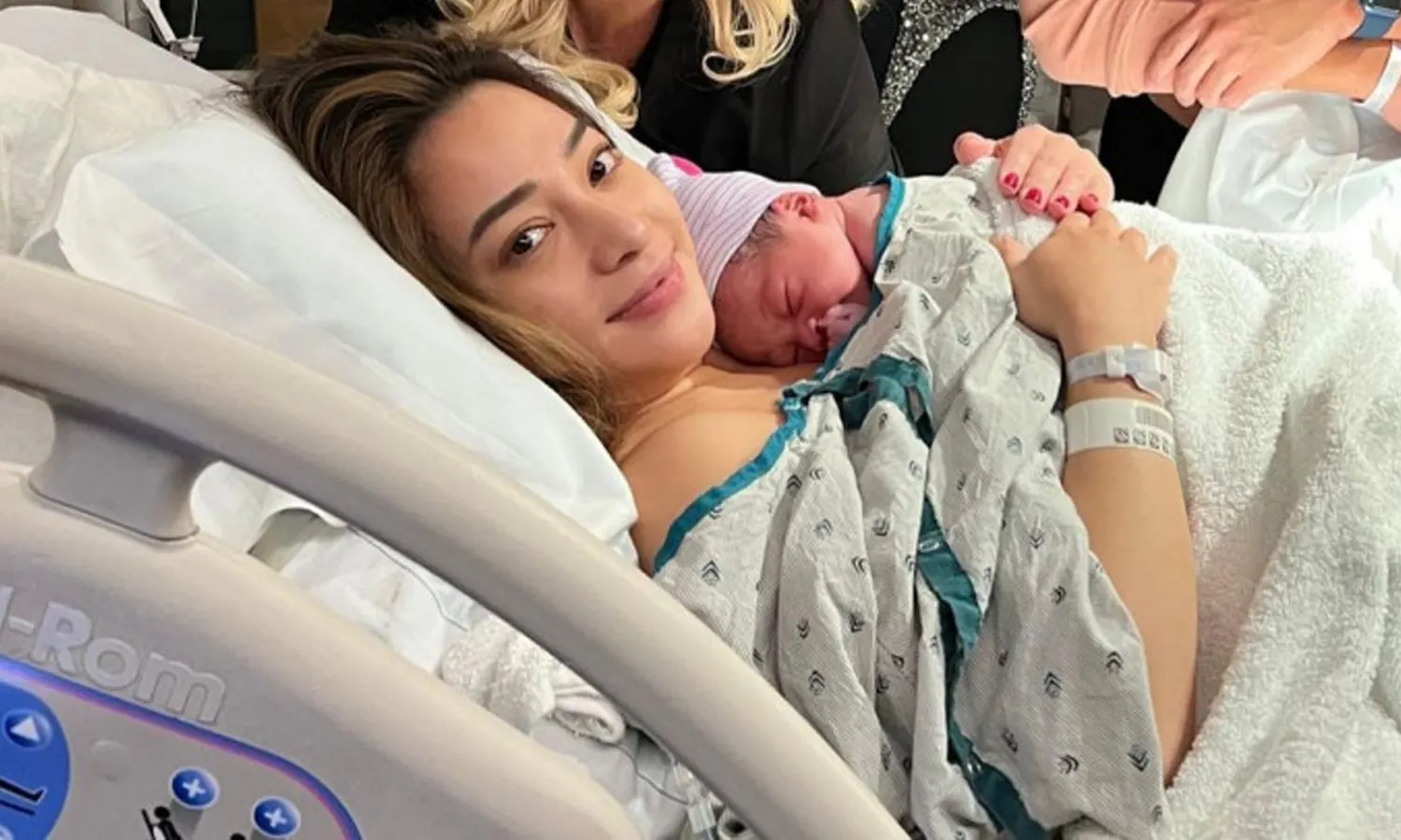 Nama Anak Pertama Nikita Willy dan Indra Priawan yang Lahir di Amerika