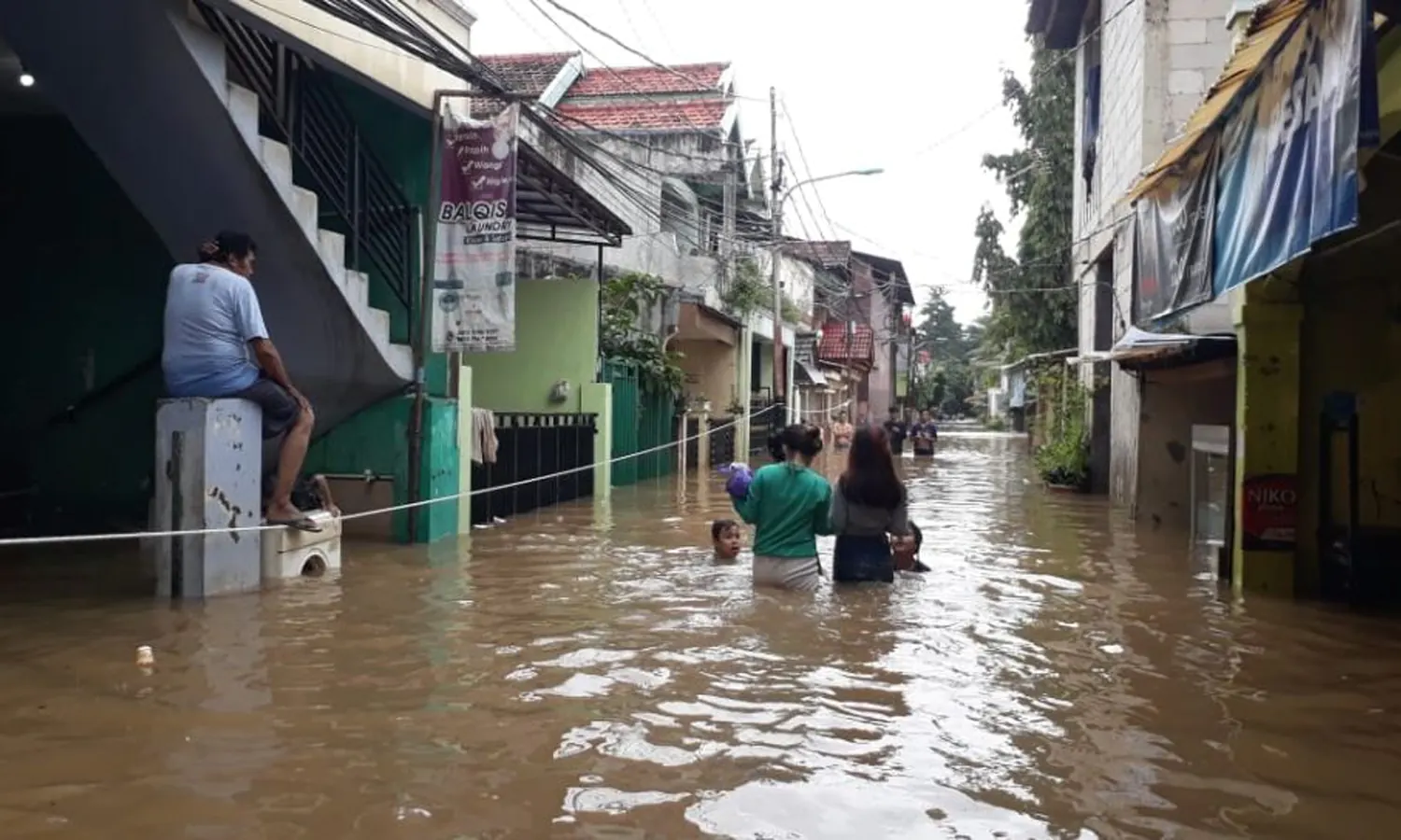 5 Aplikasi Pantau Banjir Jakarta di Android dan iOS