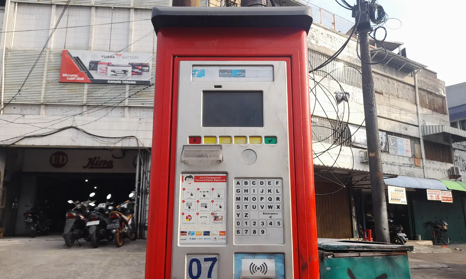 Mesin Terminal Parkir Elektronik di Kawasan Sawah Besar Tak Berfungsi dan Terbengkalai