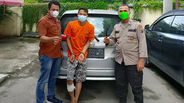 Pelaku Begal Taksi Online di Medan dilumpuhkan Petugas Karena Melawan Saat Ditangkap