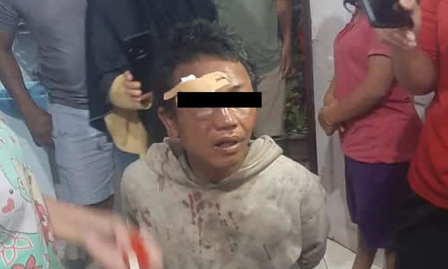 Warga Pematang Siantar Keroyok Gelandangan yang Diduga Penculik Anak hingga Babak Belur