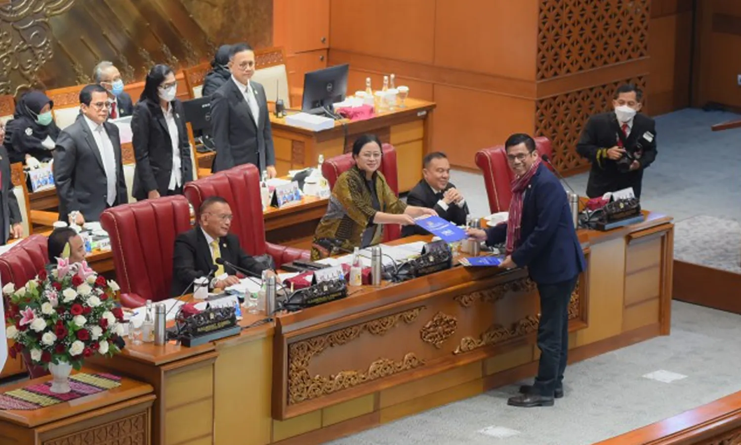 DPR Dicap Tak Berpihak pada Rakyat Usai Jadi Dalang Pengesahan Perppu Ciptaker