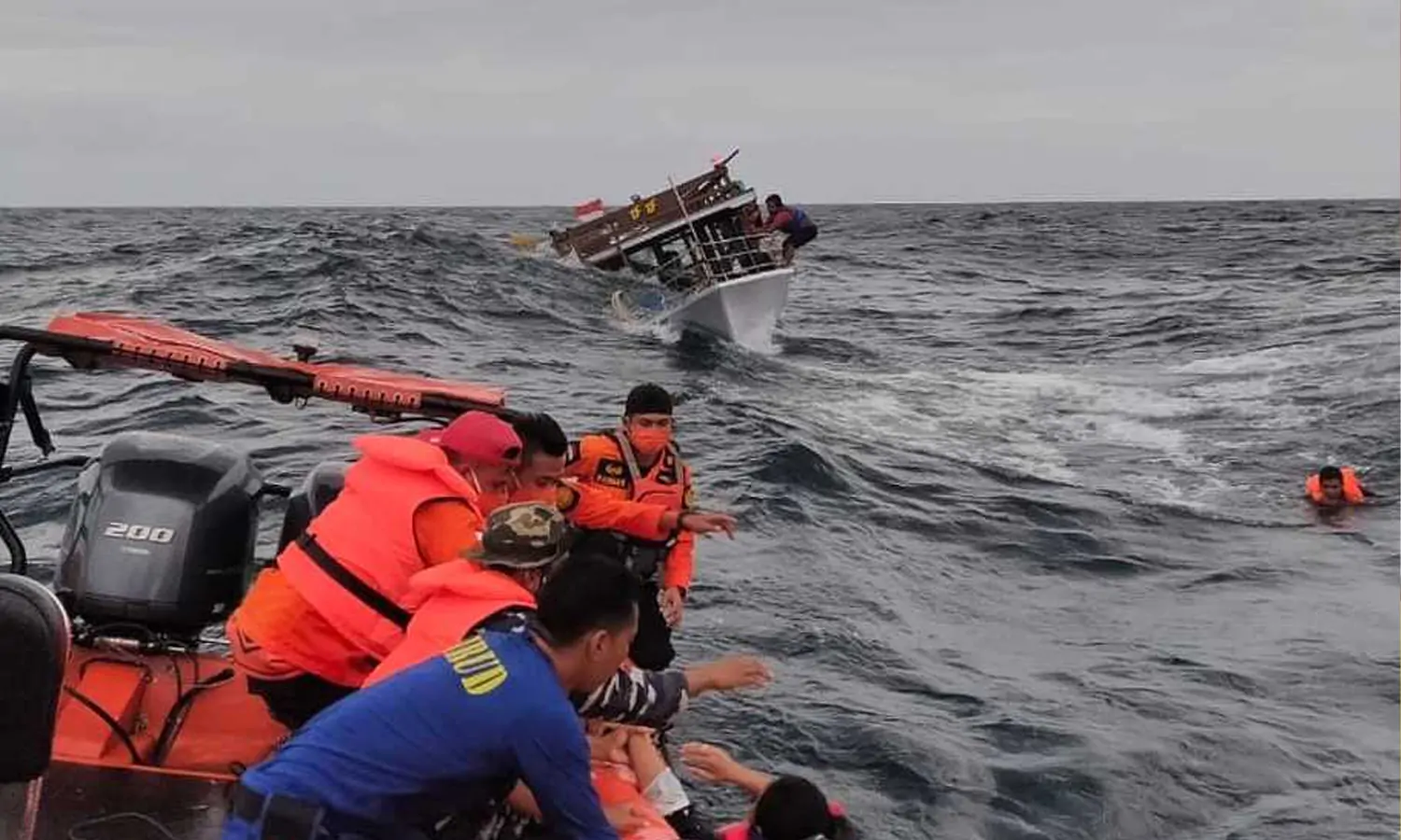 Kapal PMI Ilegal Karam, Nahkoda Kapal Ditetapkan Sebagai Tersangka