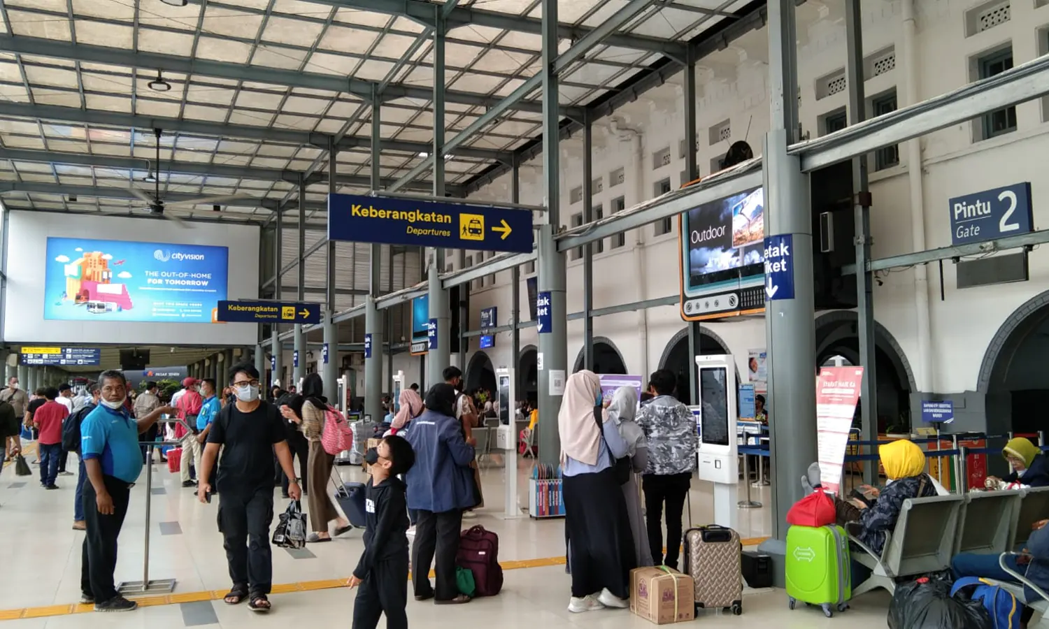 Penjualan Tiket Kereta Arus Balik 2023 Tembus 133 Ribu per Hari, Lampaui Arus Mudik