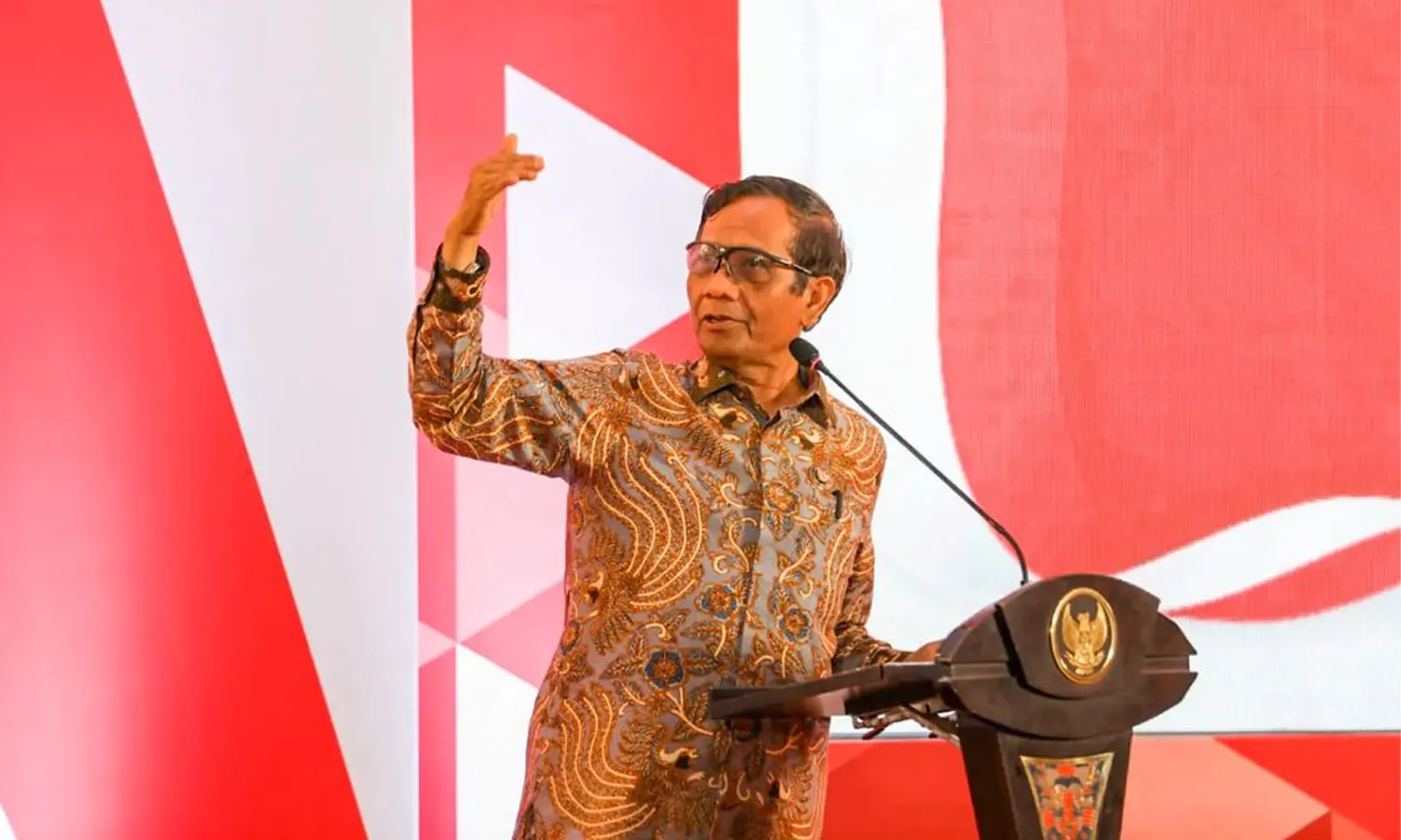 Mahfud MD Beri Jawaban Santai Kala Perppu Ciptaker Ditolak Sana Sini