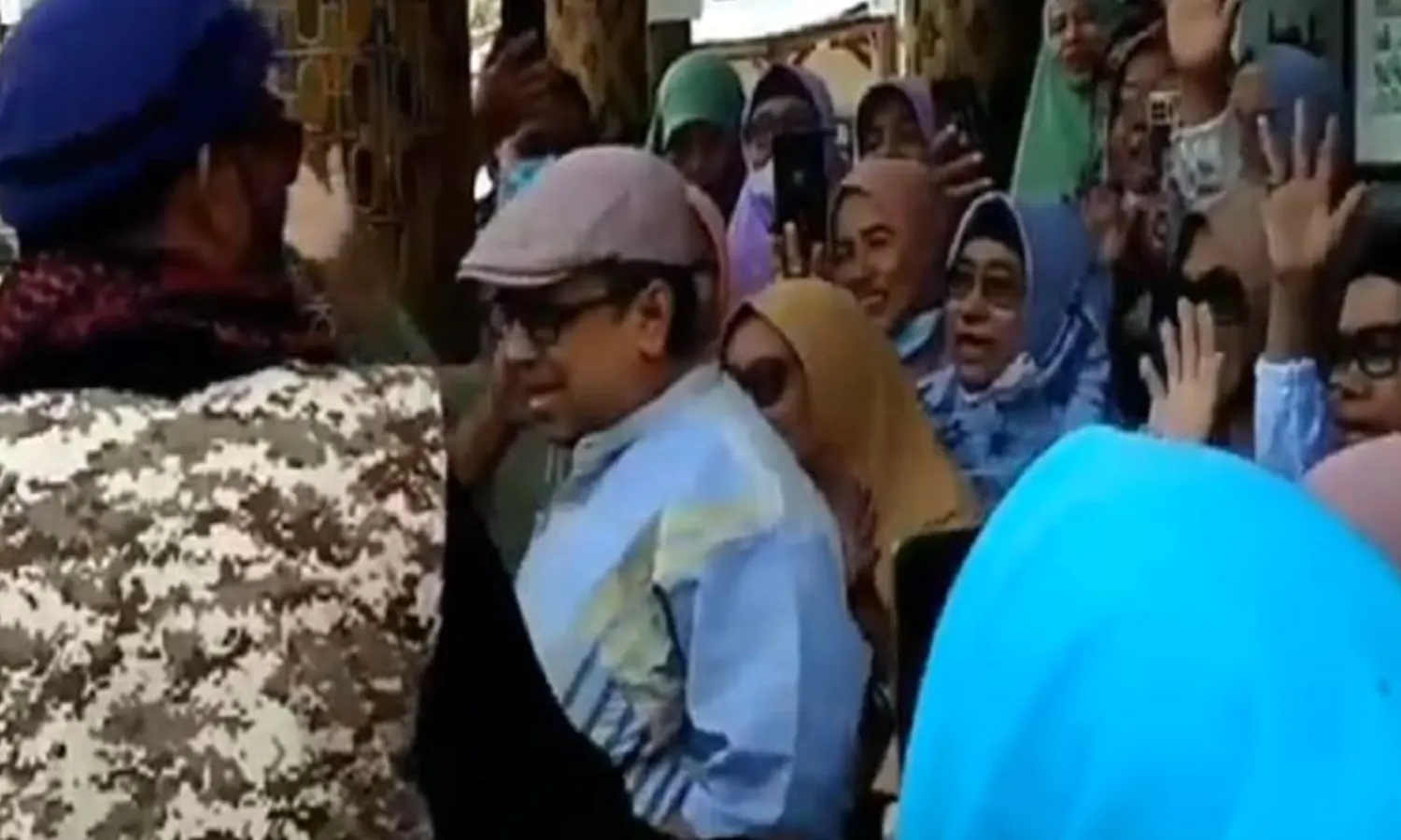 Viral! Ustaz Haikal Hasan Ditolak Saat Hendak Ceramah di Masjid Raya