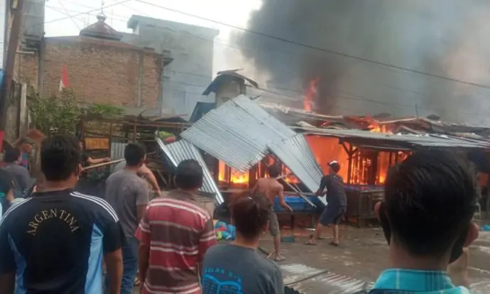 Pasar Lama Perbaungan Sumut Terbakar, 144 Bangunan Hangus