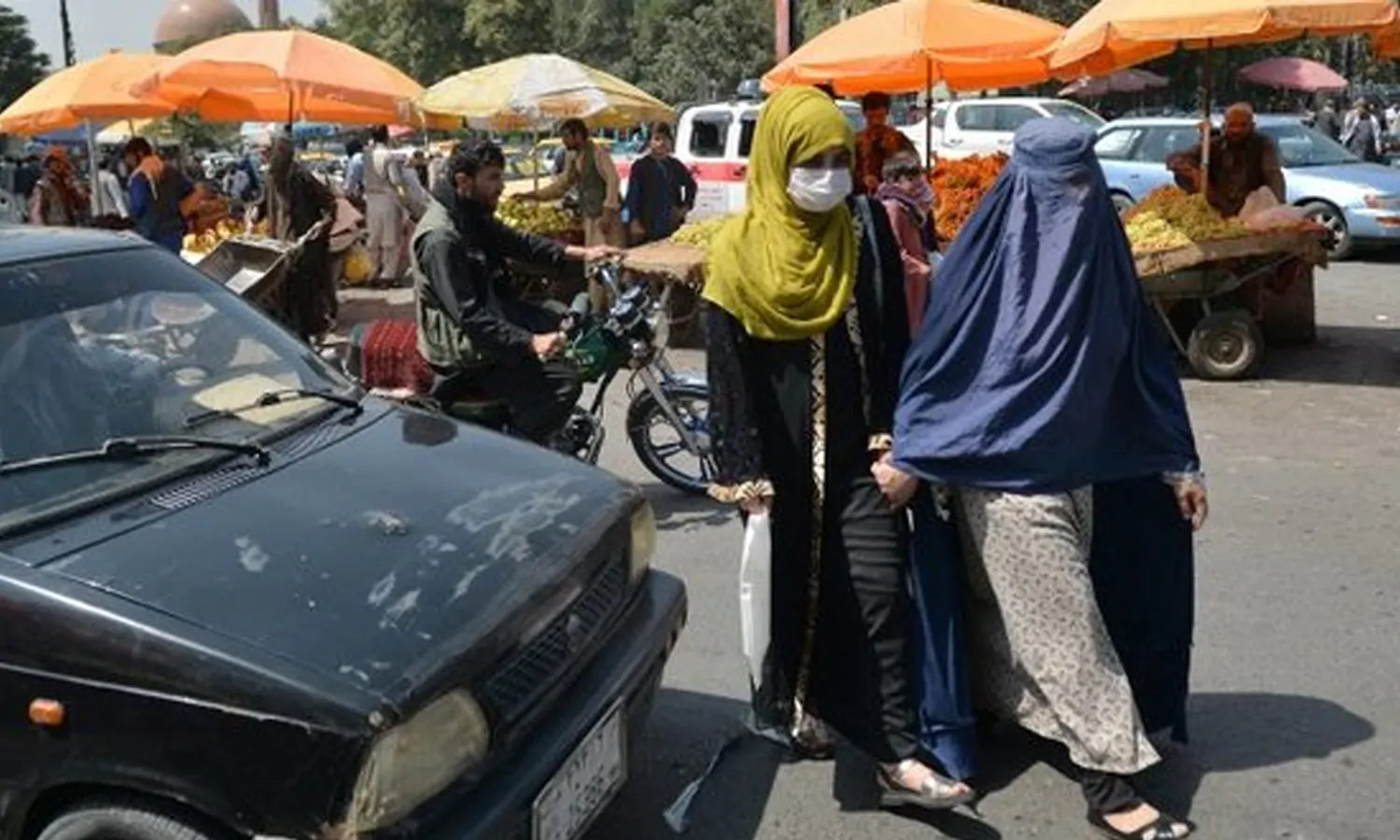 Wanita Afganisthan Dilarang Bepergian Jauh Tanpa Didampingi Kerabat Laki-Laki