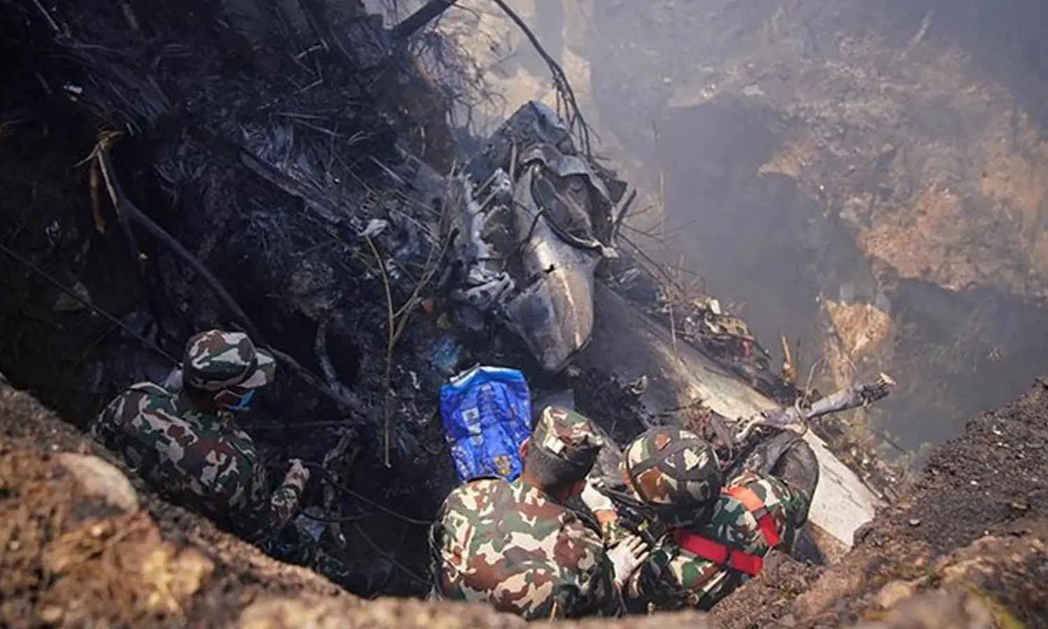  68 Orang Penumpang Pesawat Yeti Airlines yang Jatuh di Nepal Ditemukan Tewas