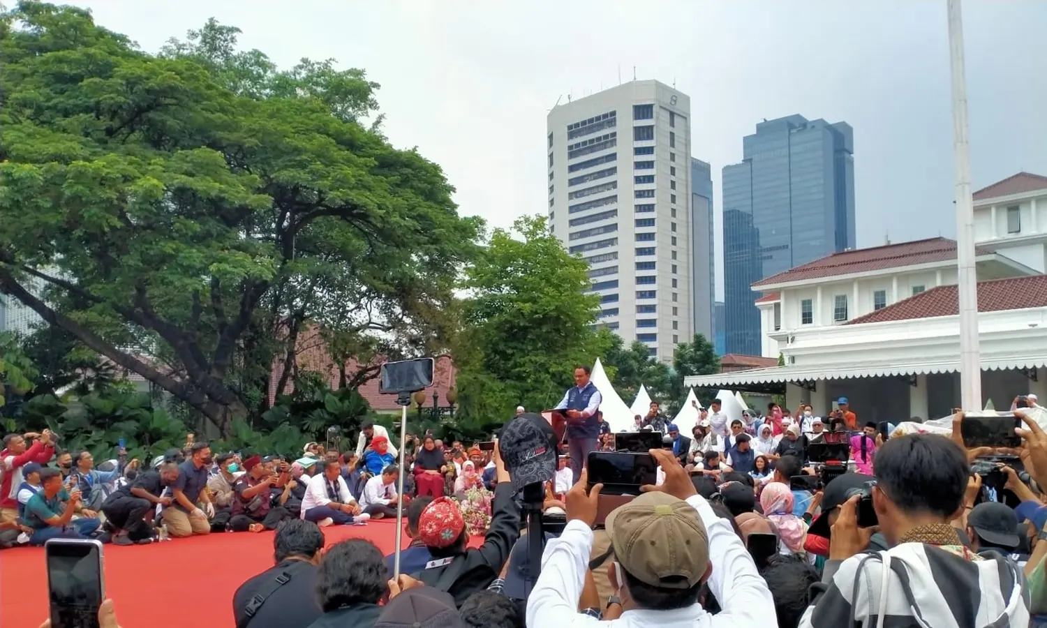 Lengser dari Jabatan Gubernur DKI Jakarta, Sorak-sorai Anies Presiden Menggema di Balai Kota DKI Jakarta