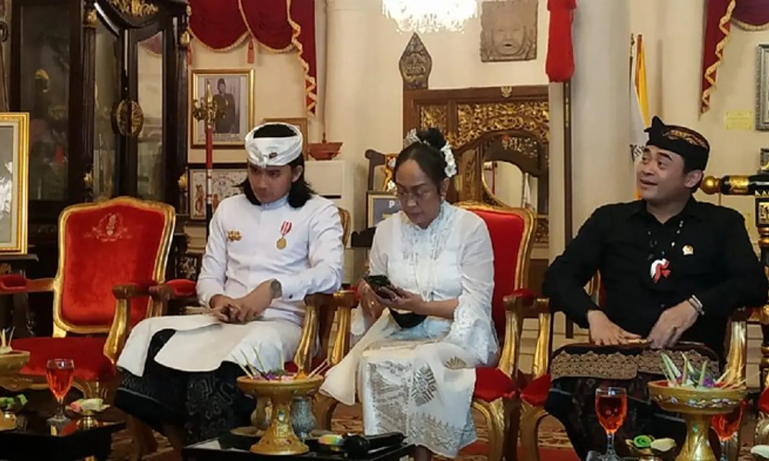 Proses Ritual Pindah Agama yang Dijalani Sukmawati Soekarnoputri