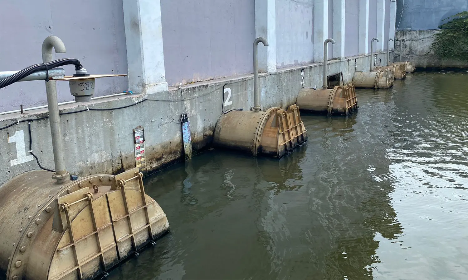 Ancaman Banjir Jakarta Hari Ini, Pintu Air Pasar Ikan Siaga 1