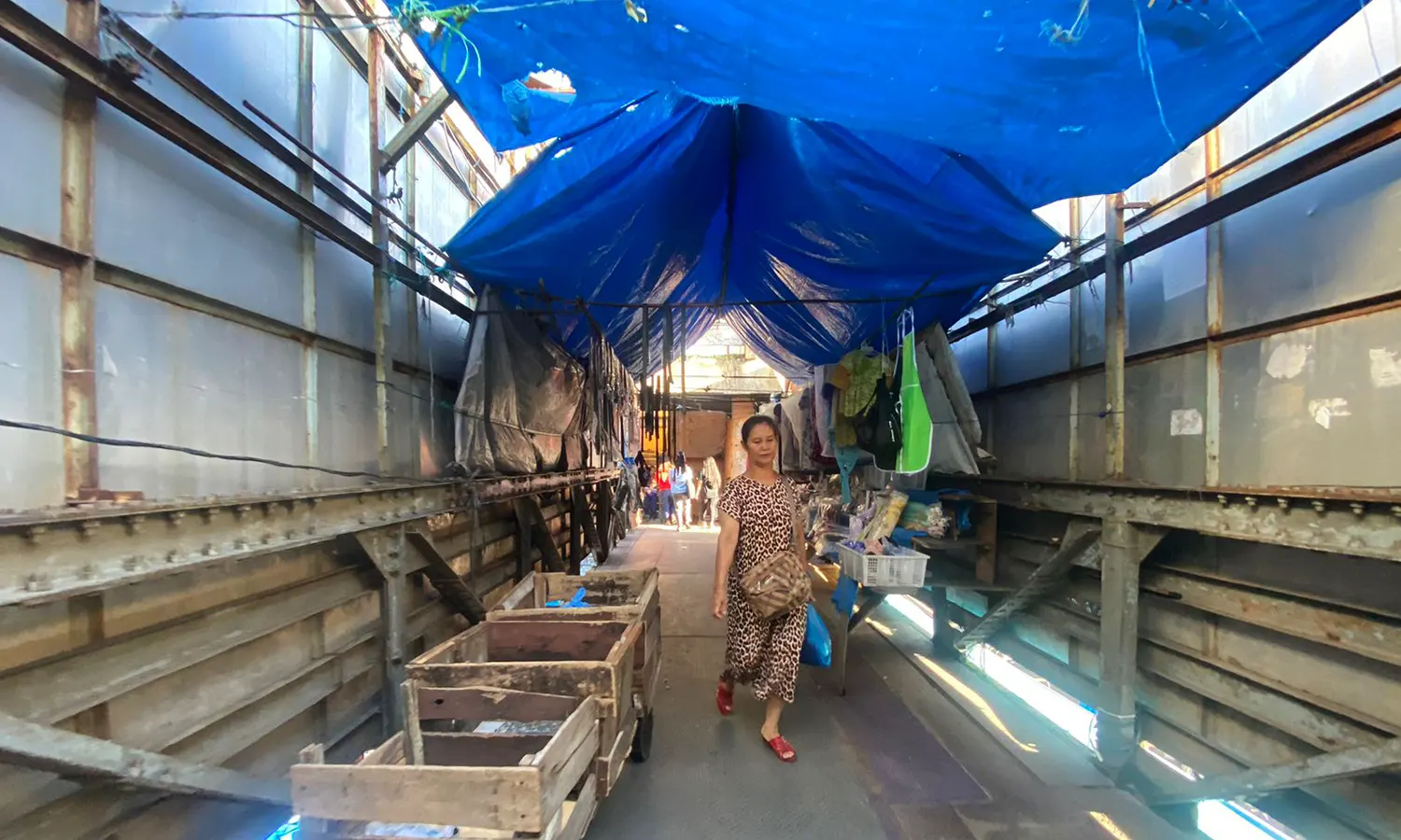 Dagangan PKL Penuhi JPO Jalan Merdeka Pematang Siantar, Ini Keluhan Warga