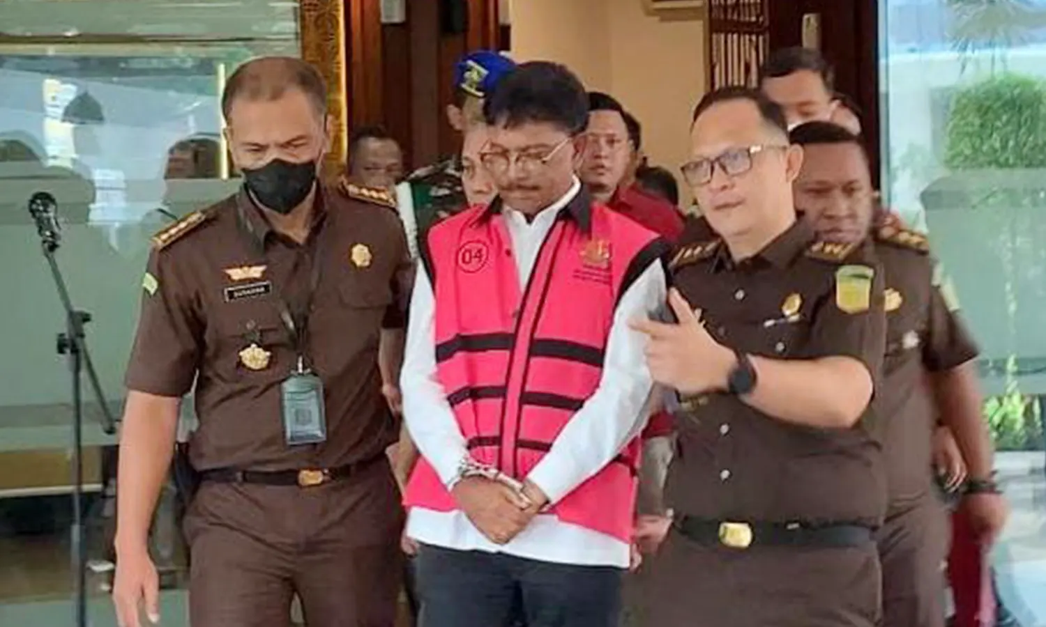 Surya Paloh: Nasdem Hormati Proses Hukum Johnny Plate, Bantah Ada Intervensi Kekuasaan
