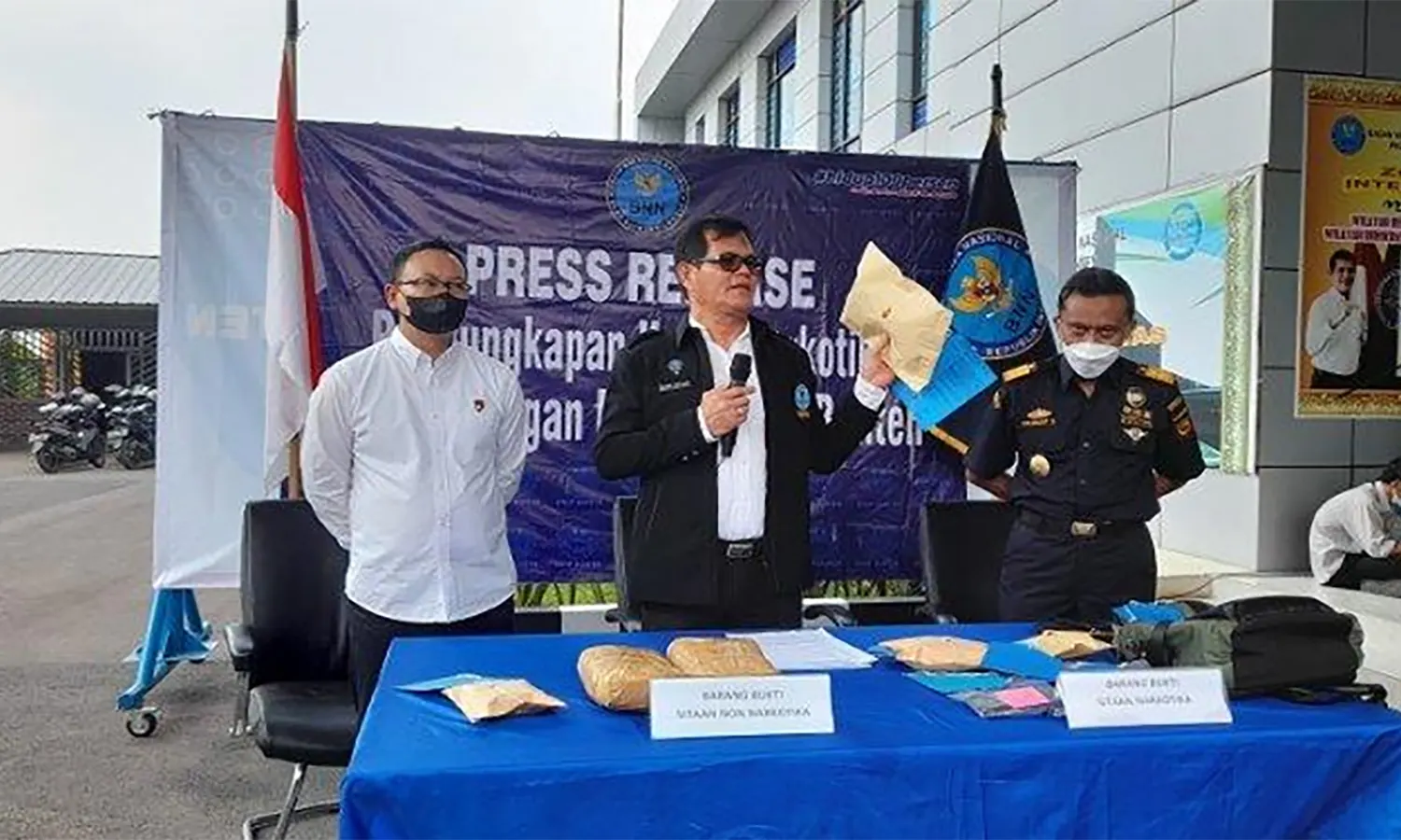 BNN Tangkap 2 Hakim yang sedang Pesta Sabu di Kantor PN Rangkasbitung