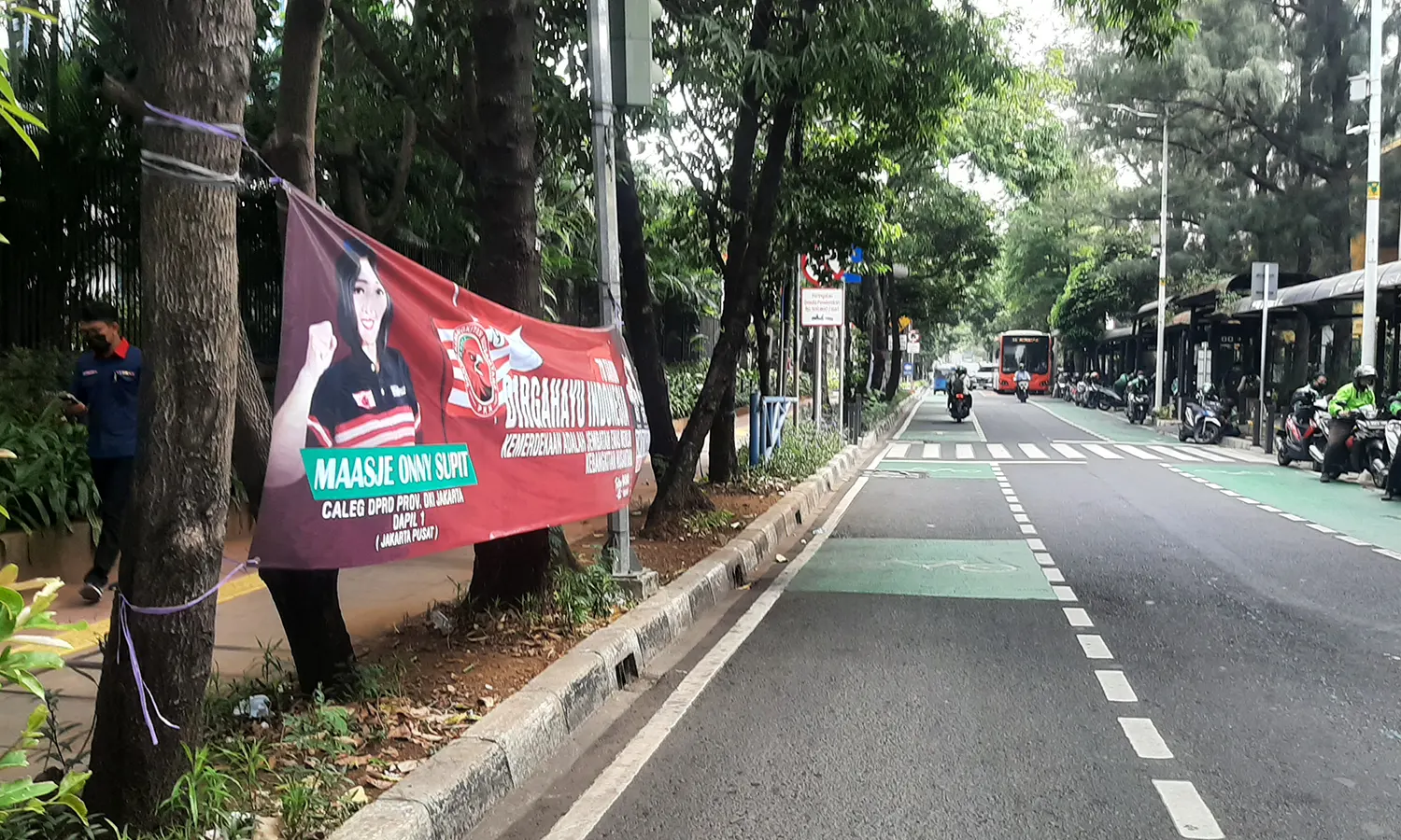 Pandangan Pengamat Politik soal Maraknya Pemasangan Spanduk Bacaleg: Jangan Ada Ajakan Memilih!