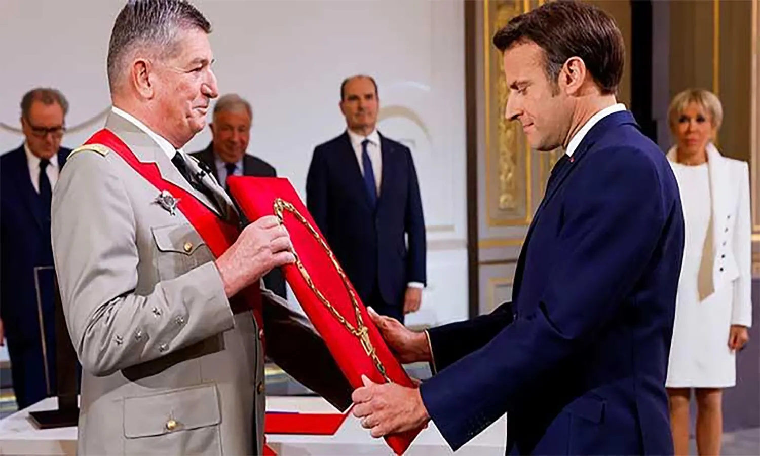 Macron Resmi Dilantik Jadi Presiden Prancis Periode Kedua