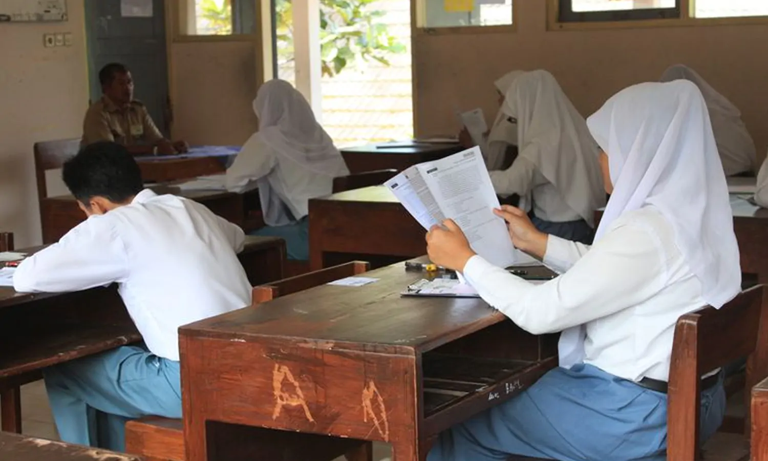 Kelamaan Daring, Banyak Pelajar yang Sudah Menikah